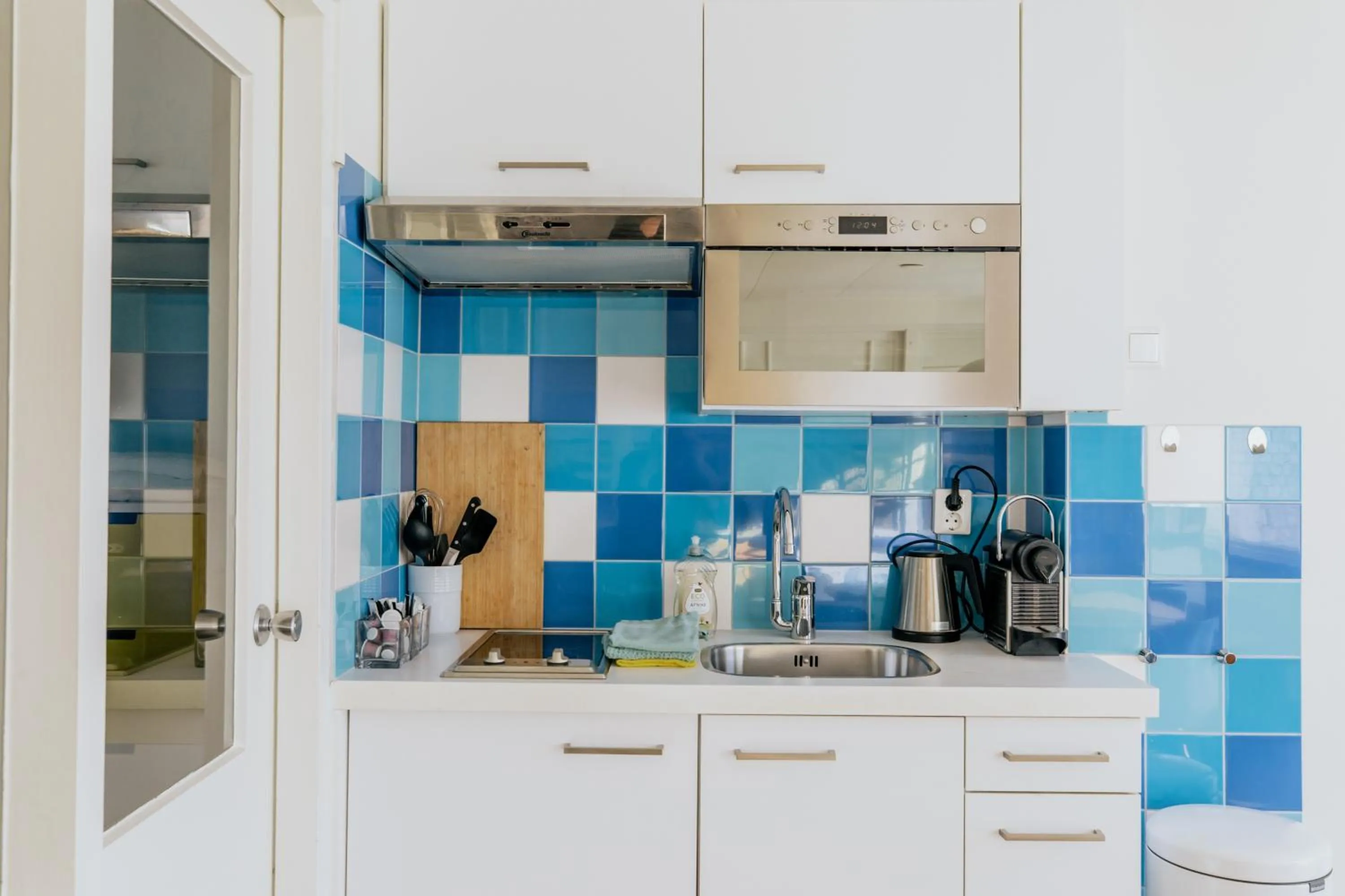 Coffee/tea facilities in Grand Hotel Opduin