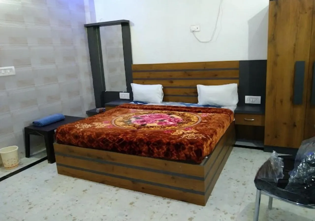 The Nirmala palace Ayodhya