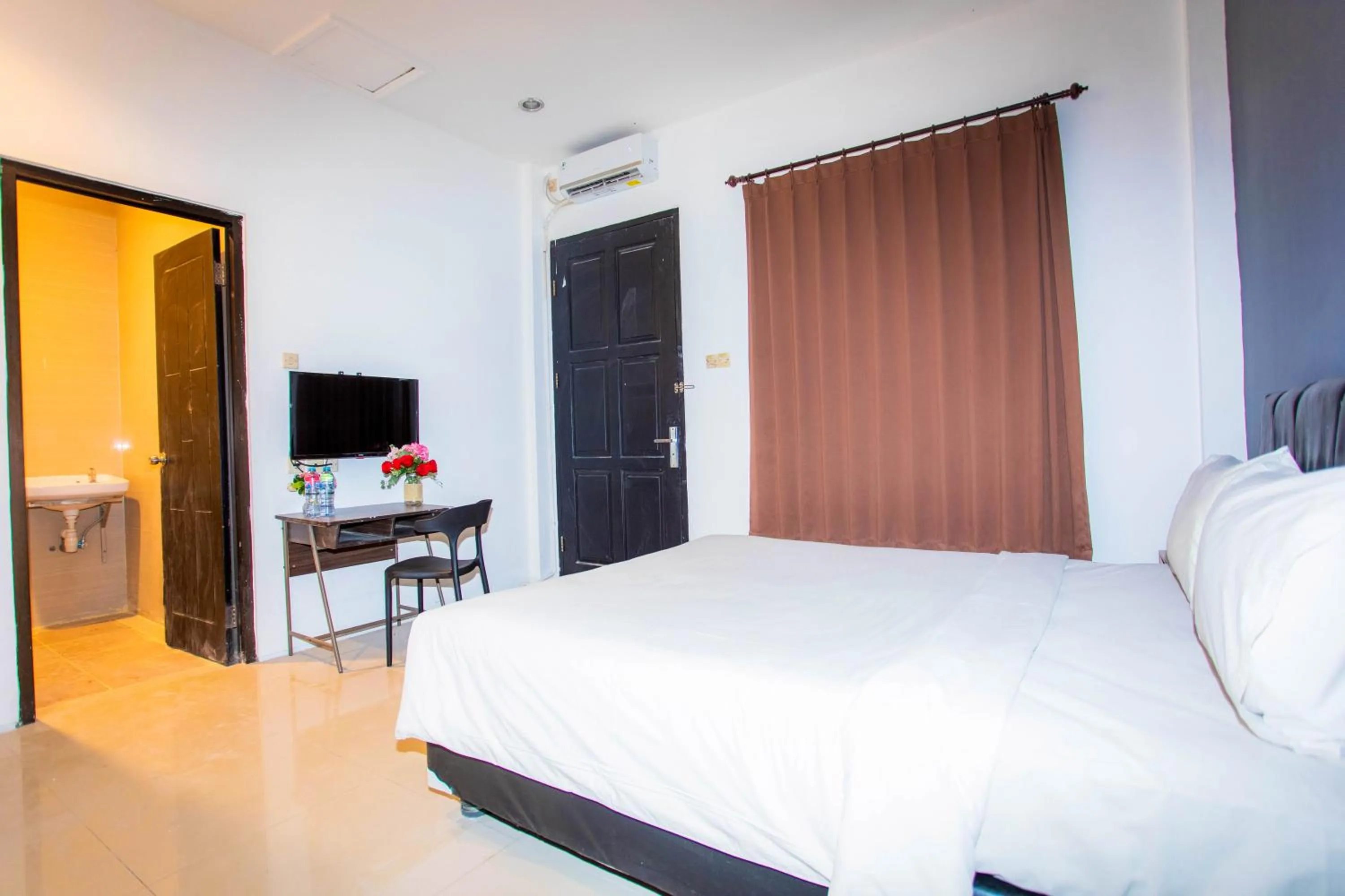 Livinn Hotel Kendangsari Surabaya