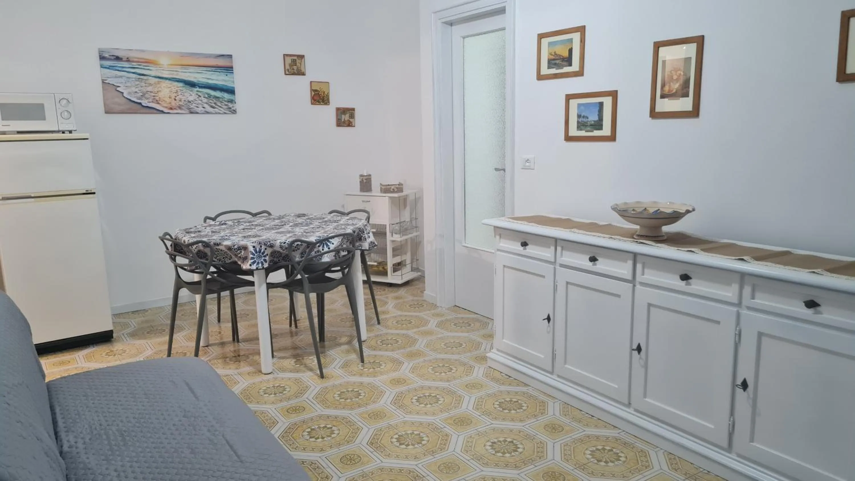 Adele Apartment