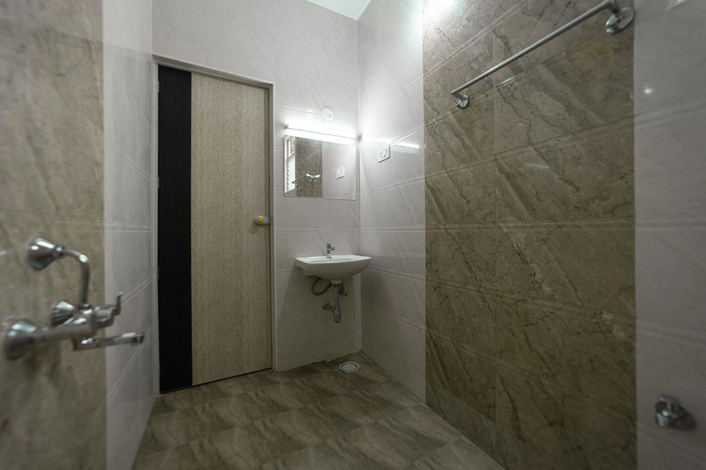 Bathroom in Fortune Inn