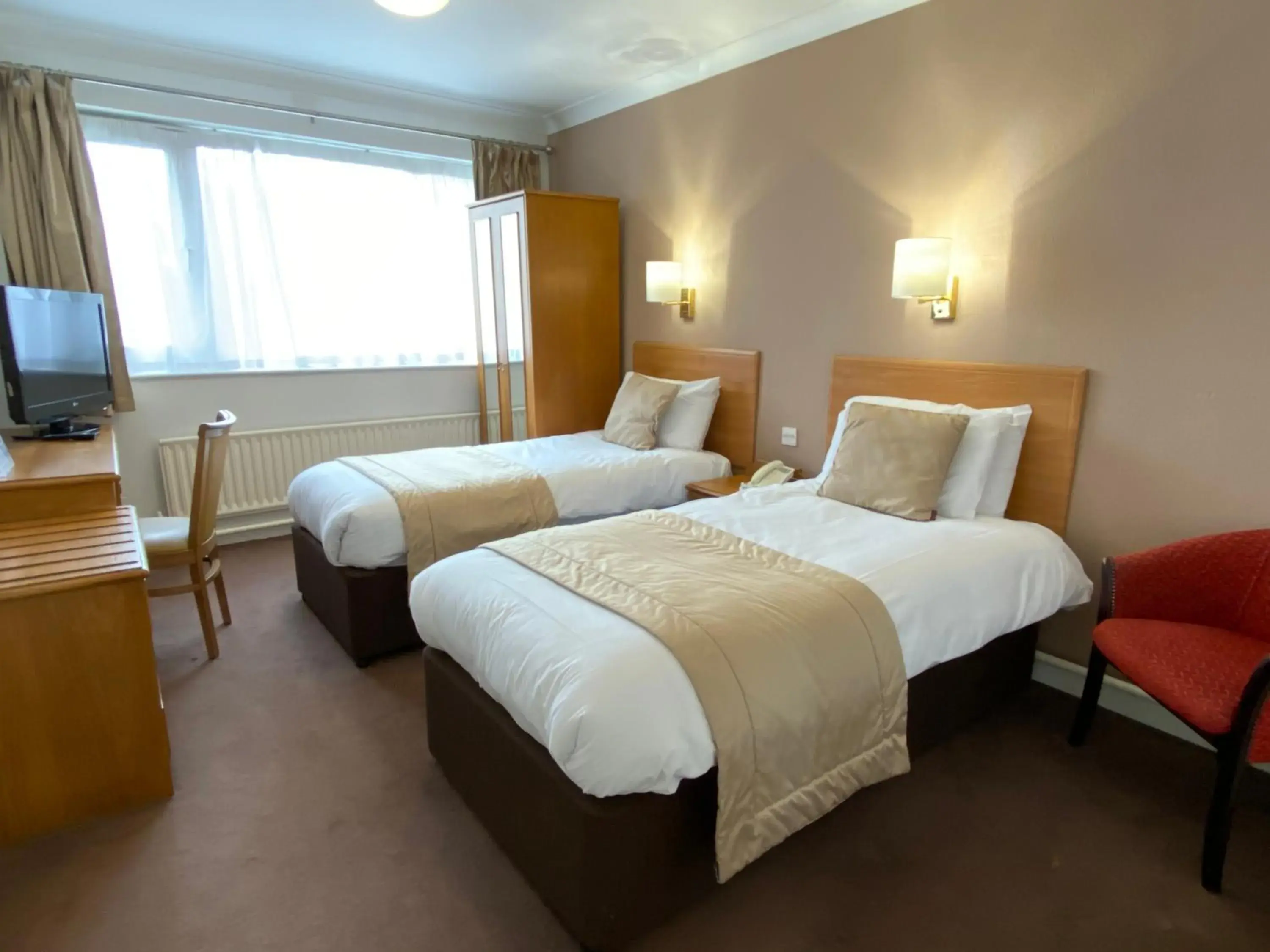 Standard Twin Room in Birmingham Great Barr Hotel Standard Twin Room in Birmingham Great Barr Hotel