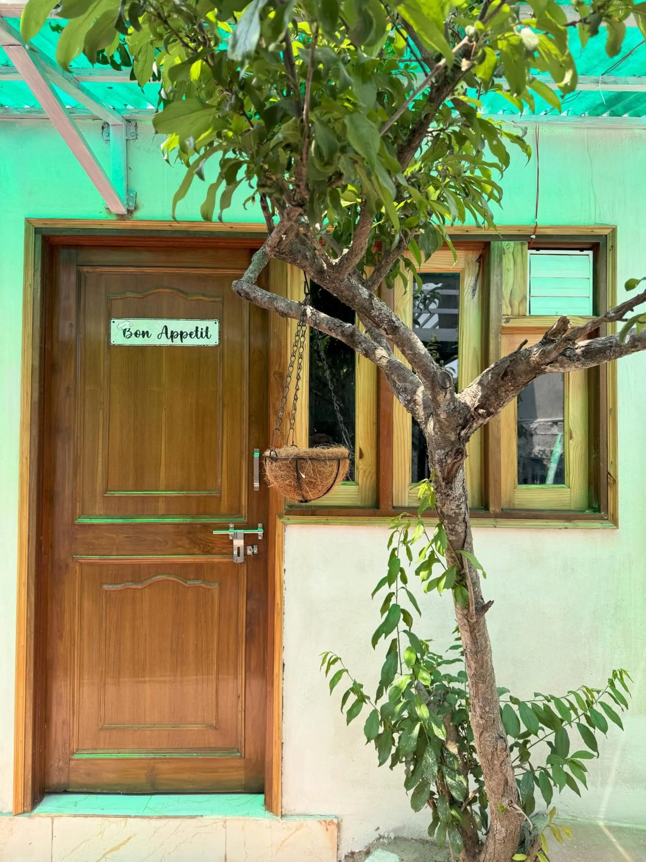 kitchen in Wanderlust Mukteshwar