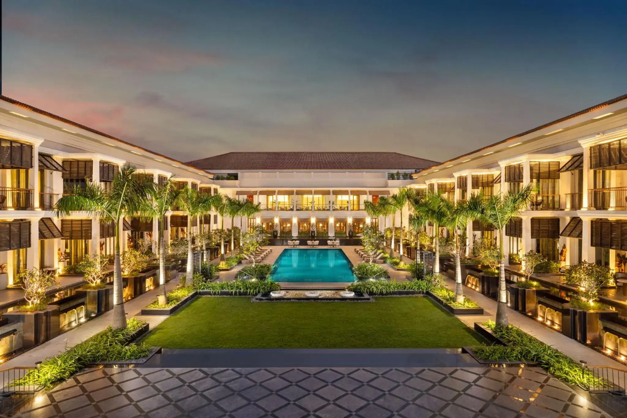 Luxury Room with Balcony With King Bed in Taj Taal Kutir Luxury Room with Balcony With King Bed in Taj Taal Kutir