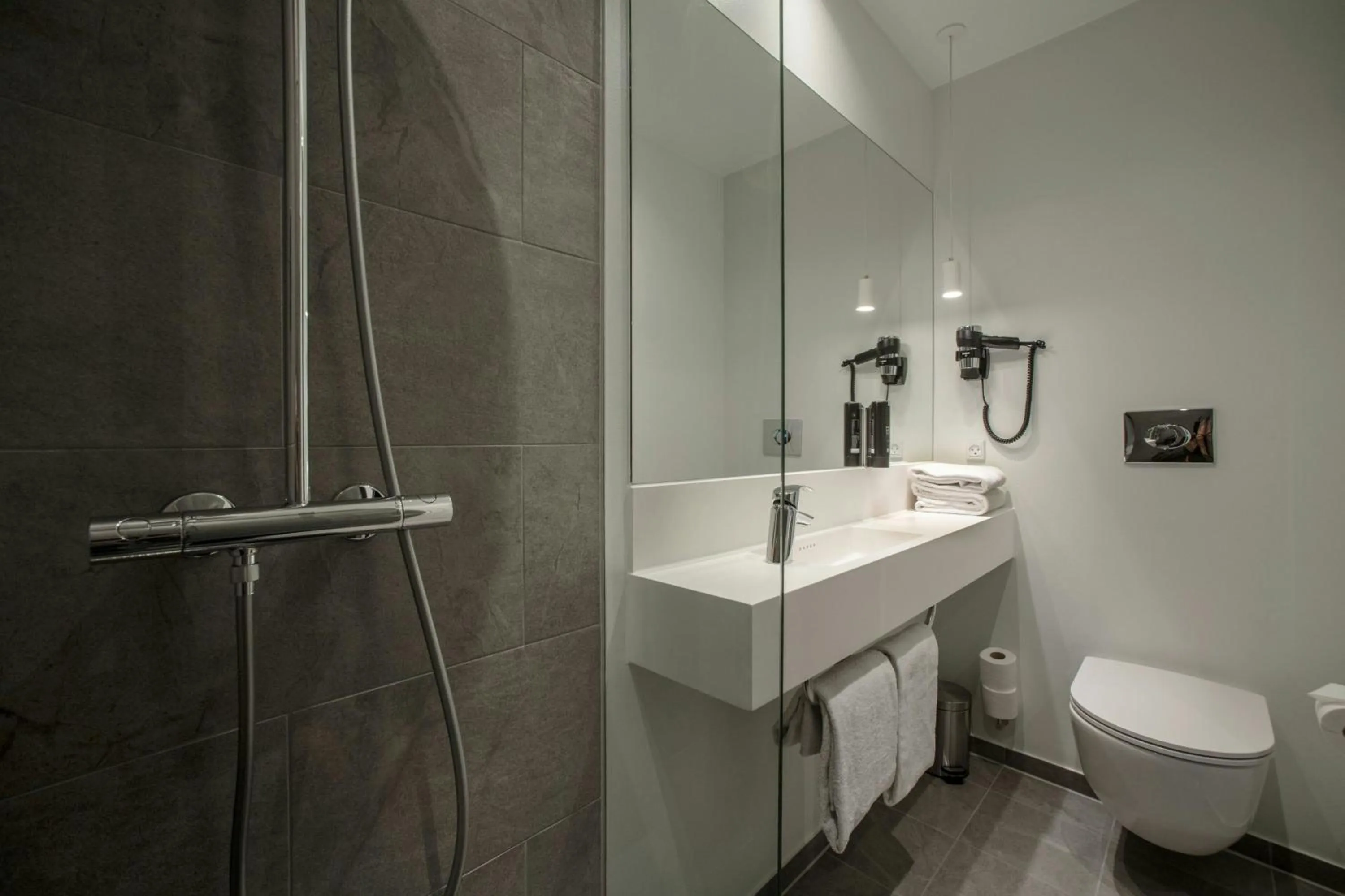 Bathroom in Four Points Flex by Sheraton Horsens