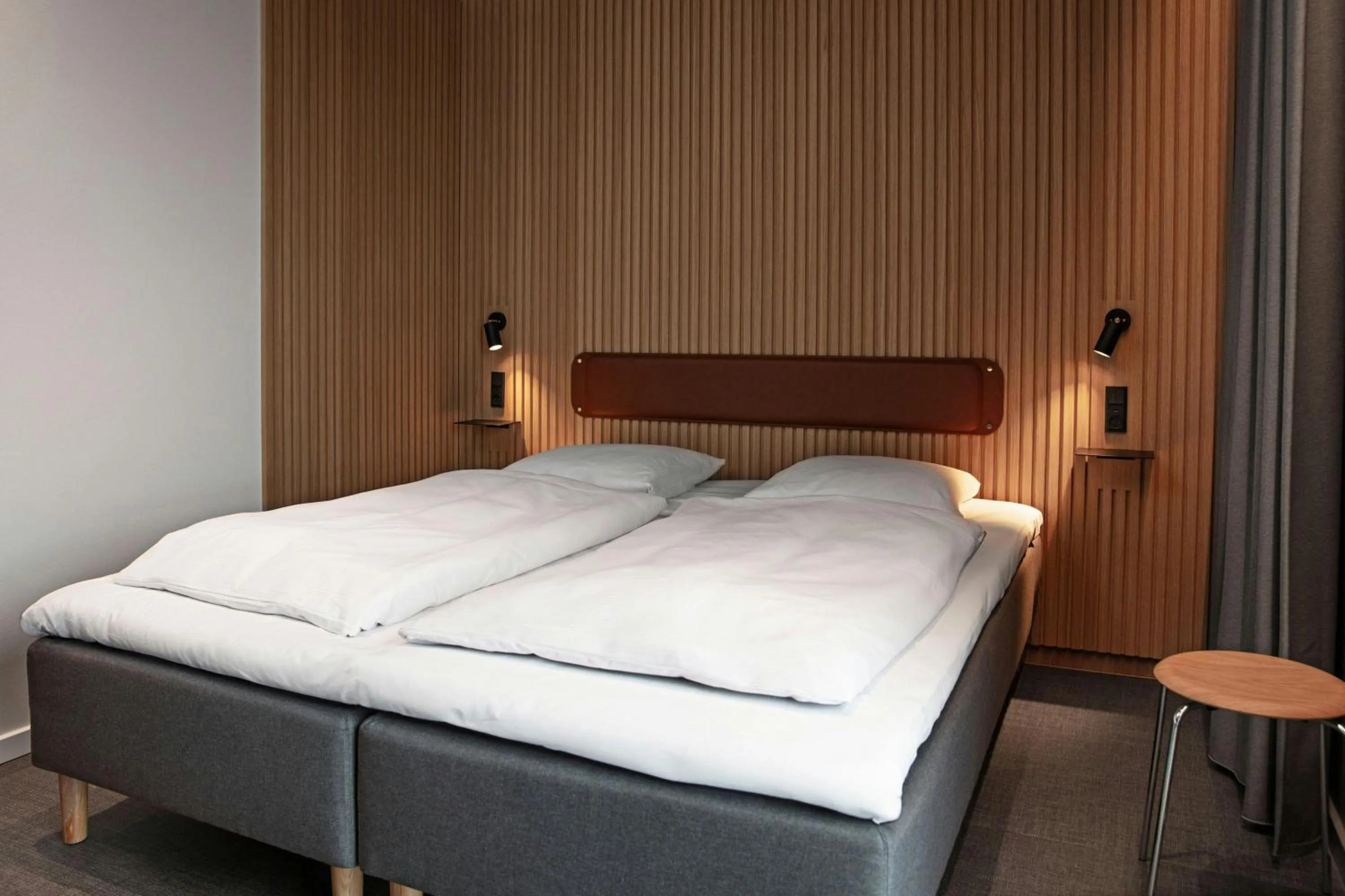 Photo of the whole room, Bed in Four Points Flex by Sheraton Horsens