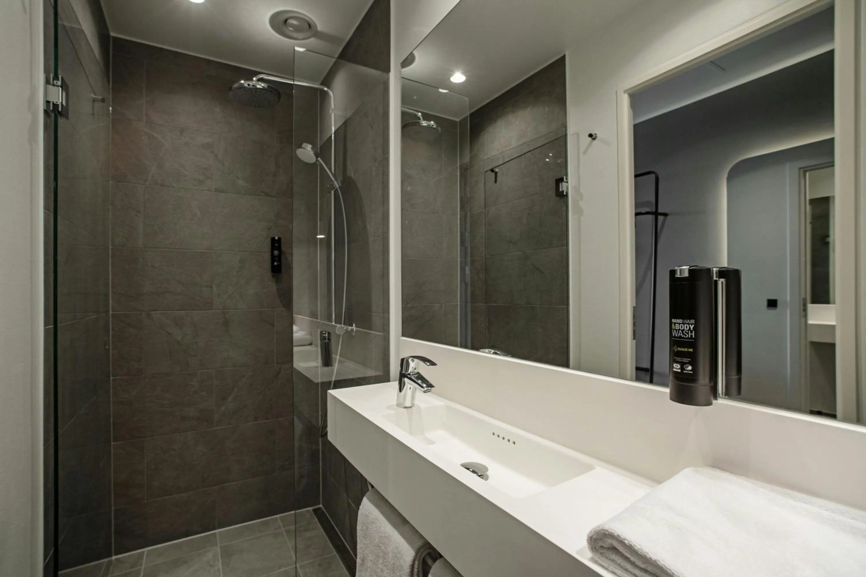 Bathroom in Four Points Flex by Sheraton Horsens