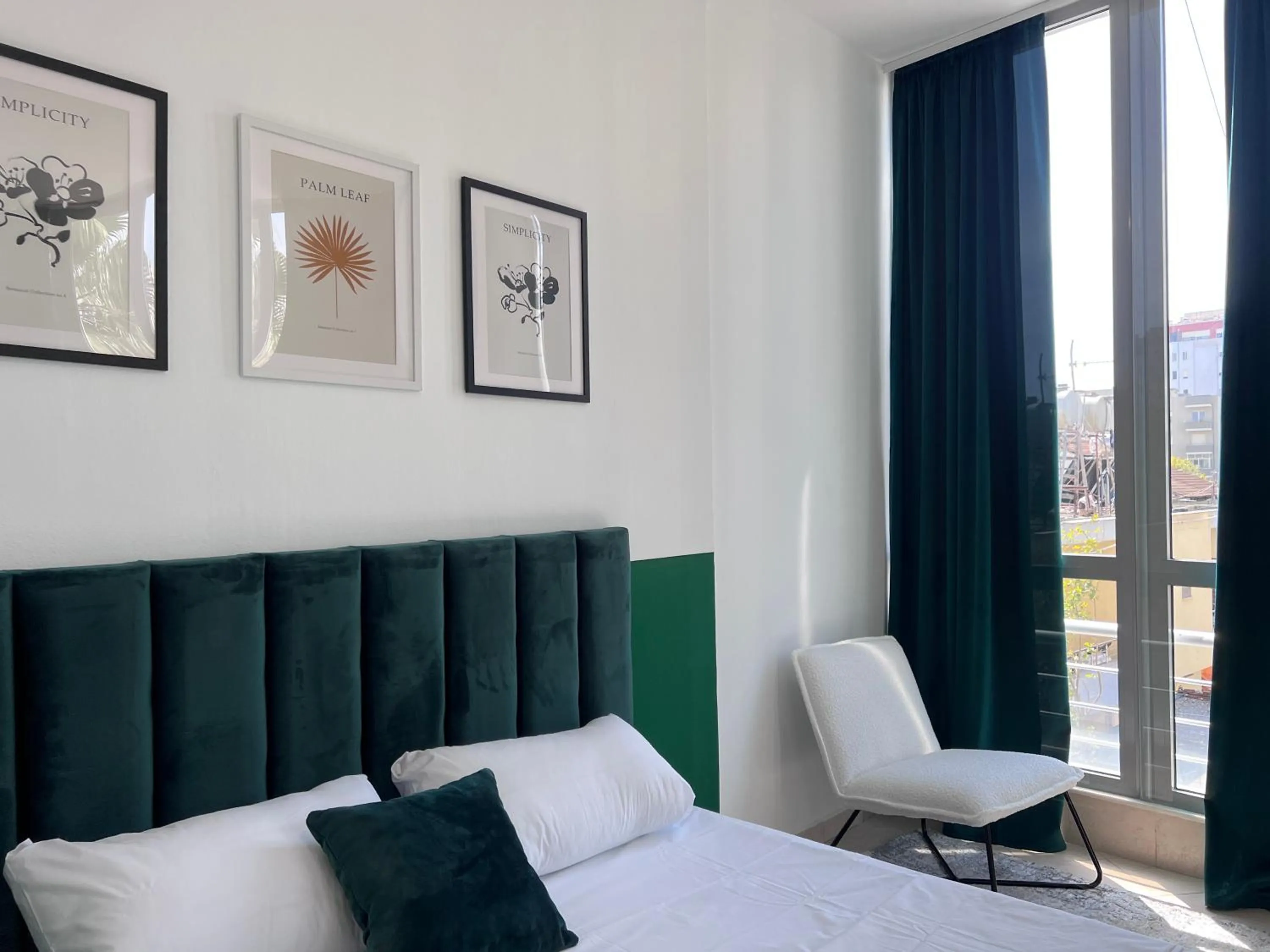 Bed in Cactus Apartments