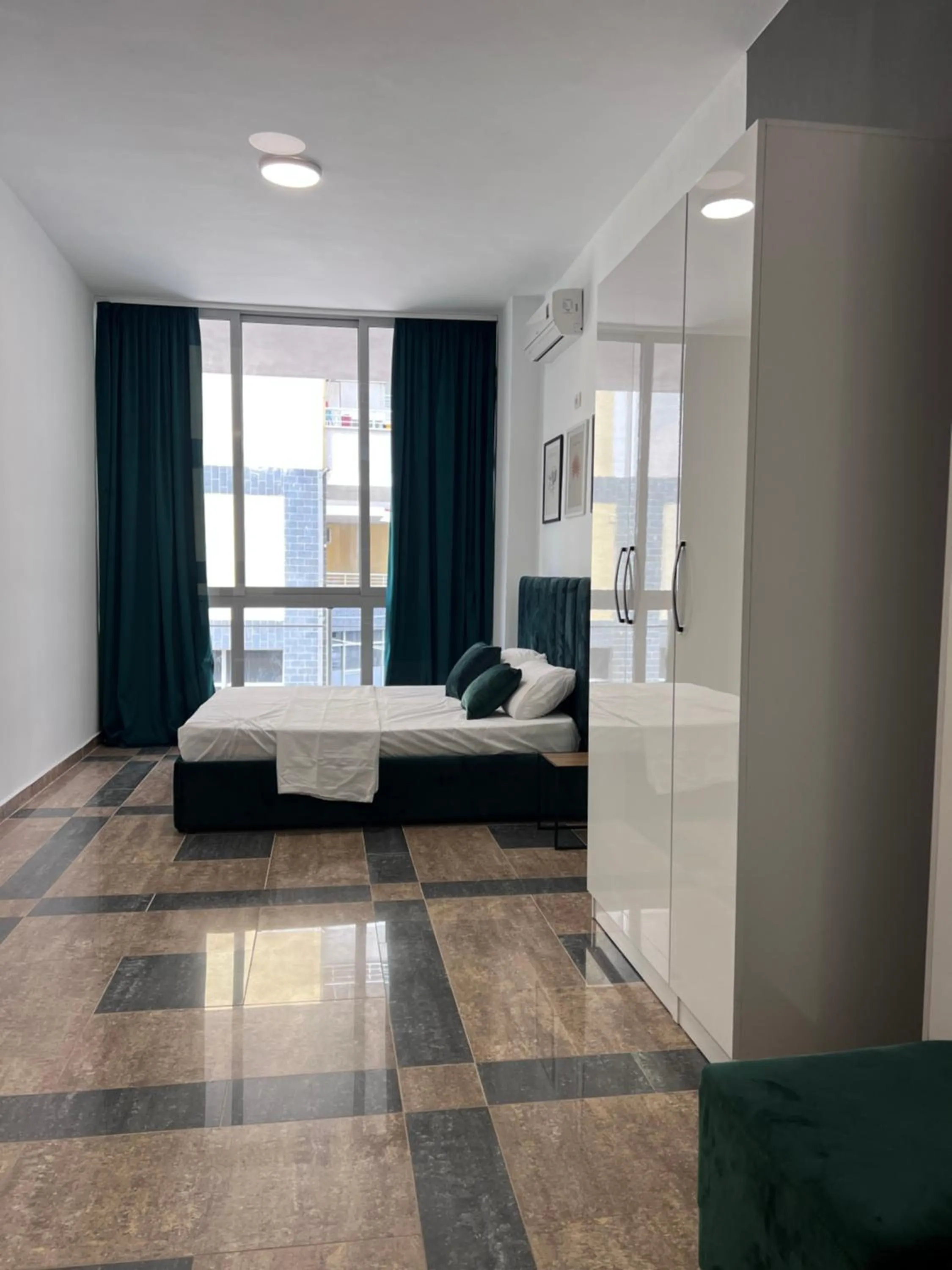 Bed in Cactus Apartments