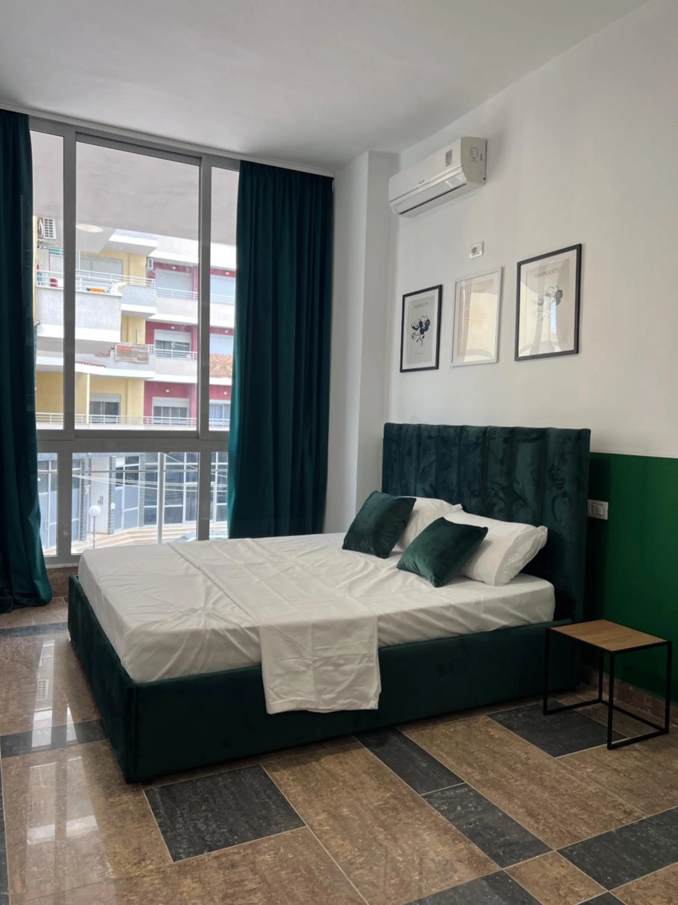 Bed in Cactus Apartments