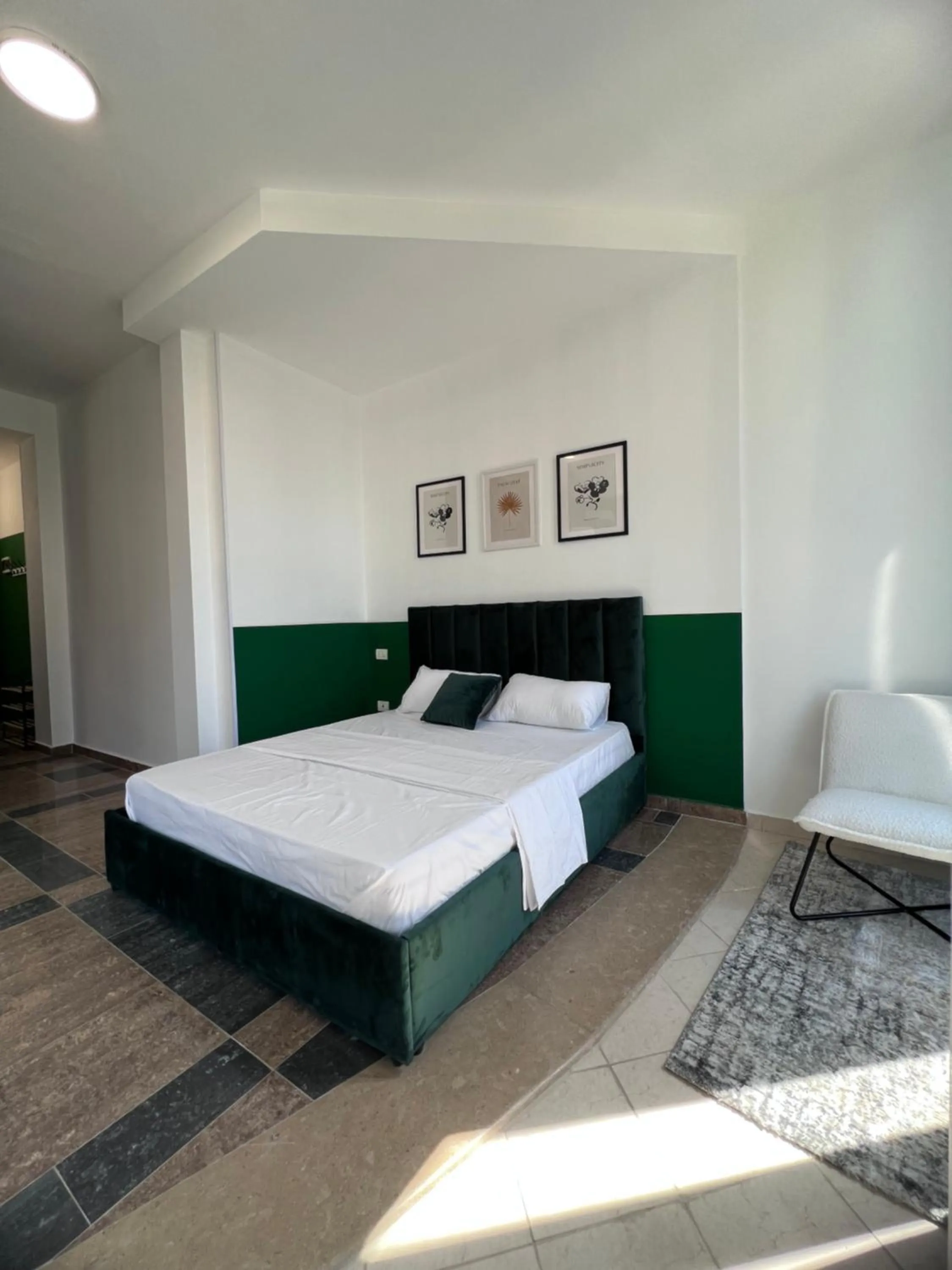 Bed in Cactus Apartments