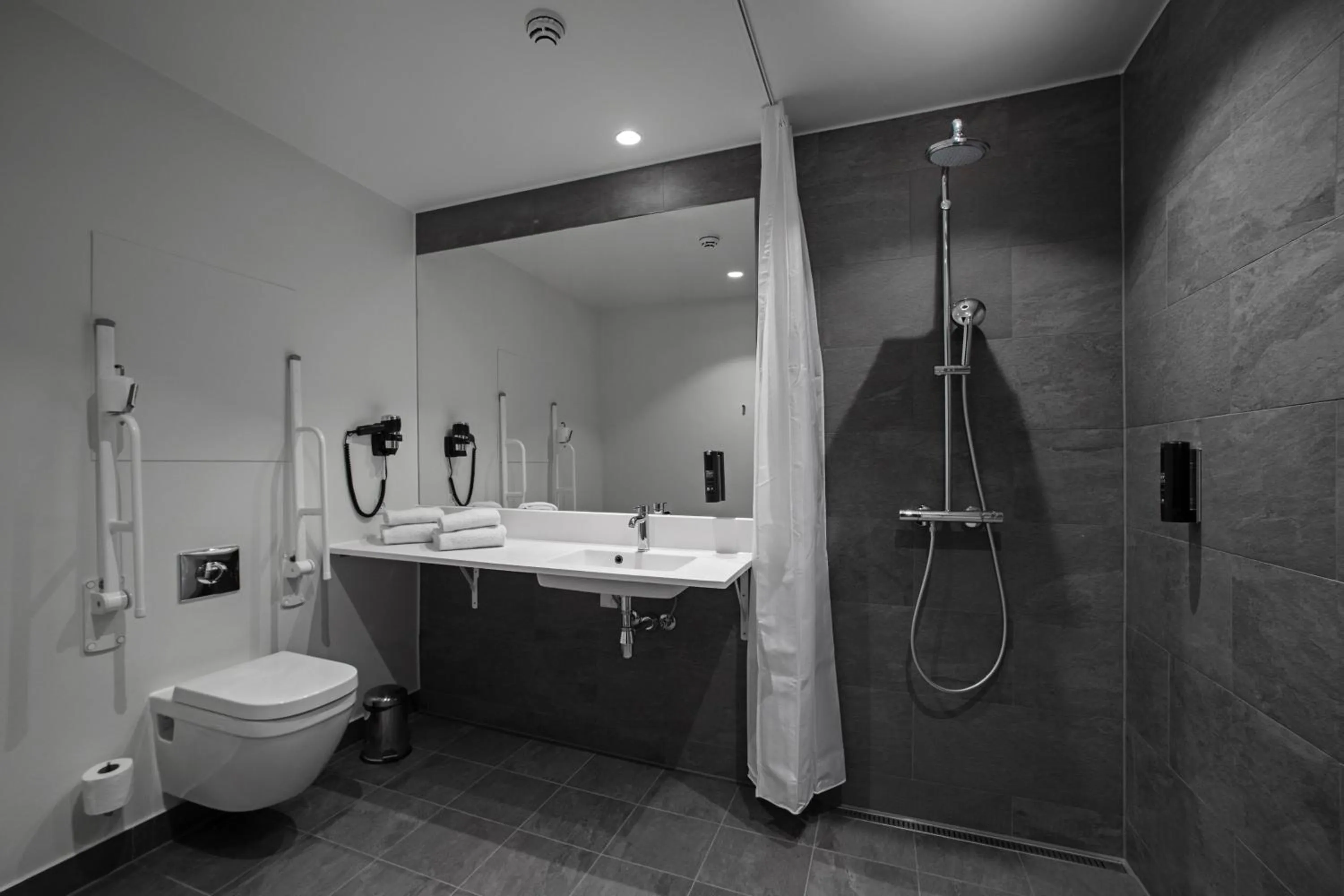 Bathroom in Four Points Flex by Sheraton Hillerød