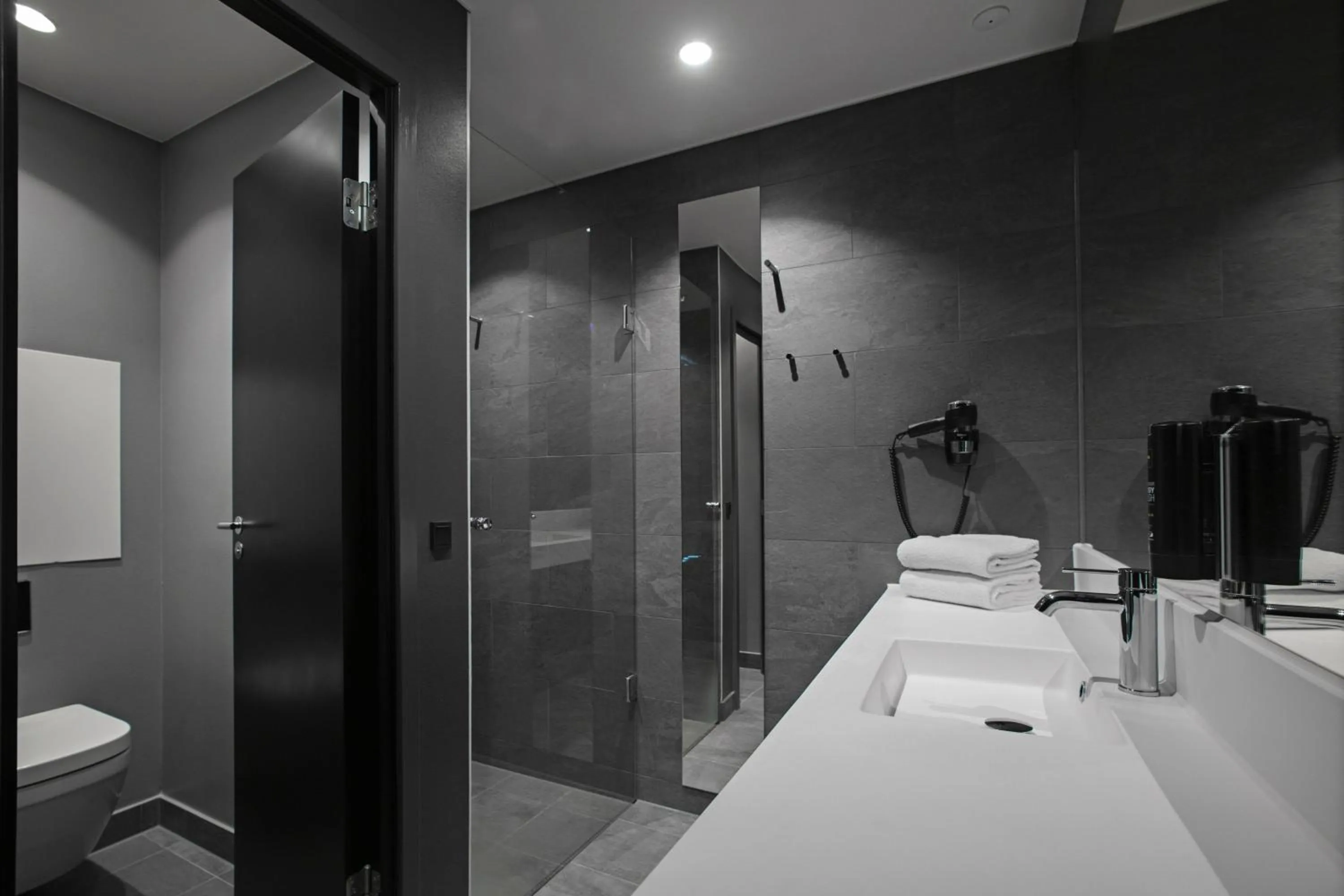 Bathroom in Four Points Flex by Sheraton Hillerød