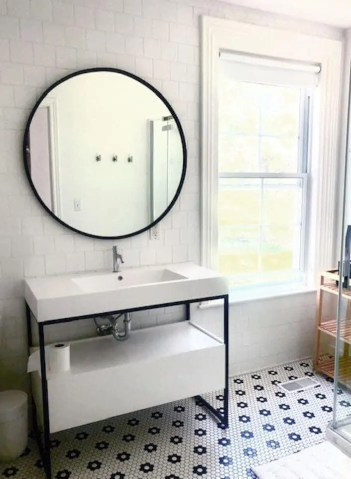 The Gem - Beautiful farmhouse with hot tub