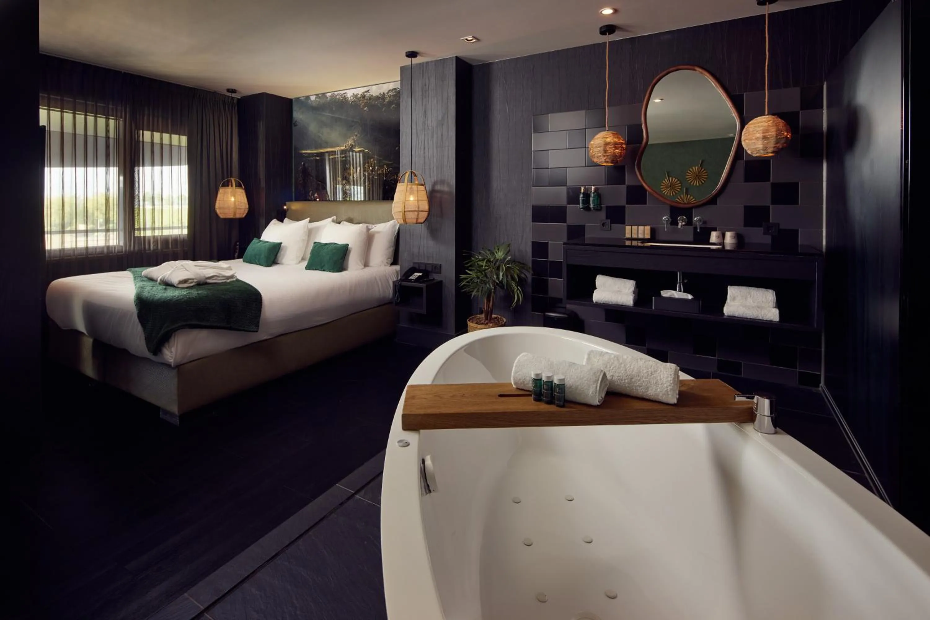 Bed in Van der Valk Hotel Breukelen