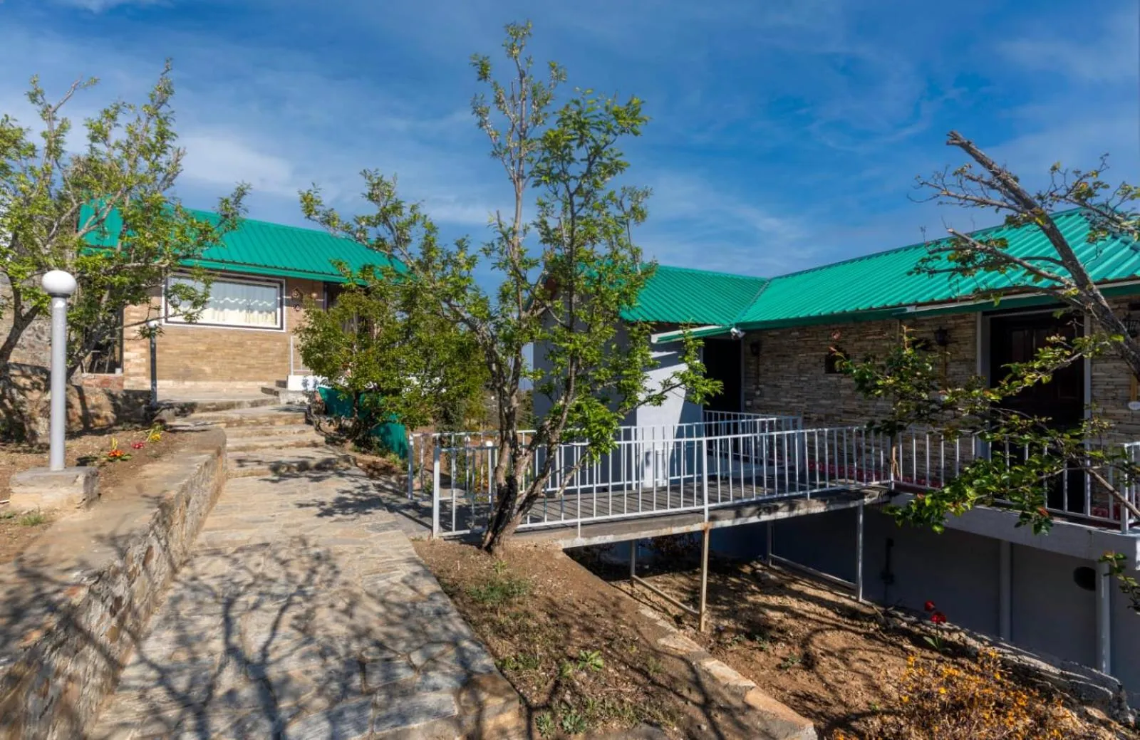 Property building in Shree Parijat Resort - Luxury Resort in Mukteshwar