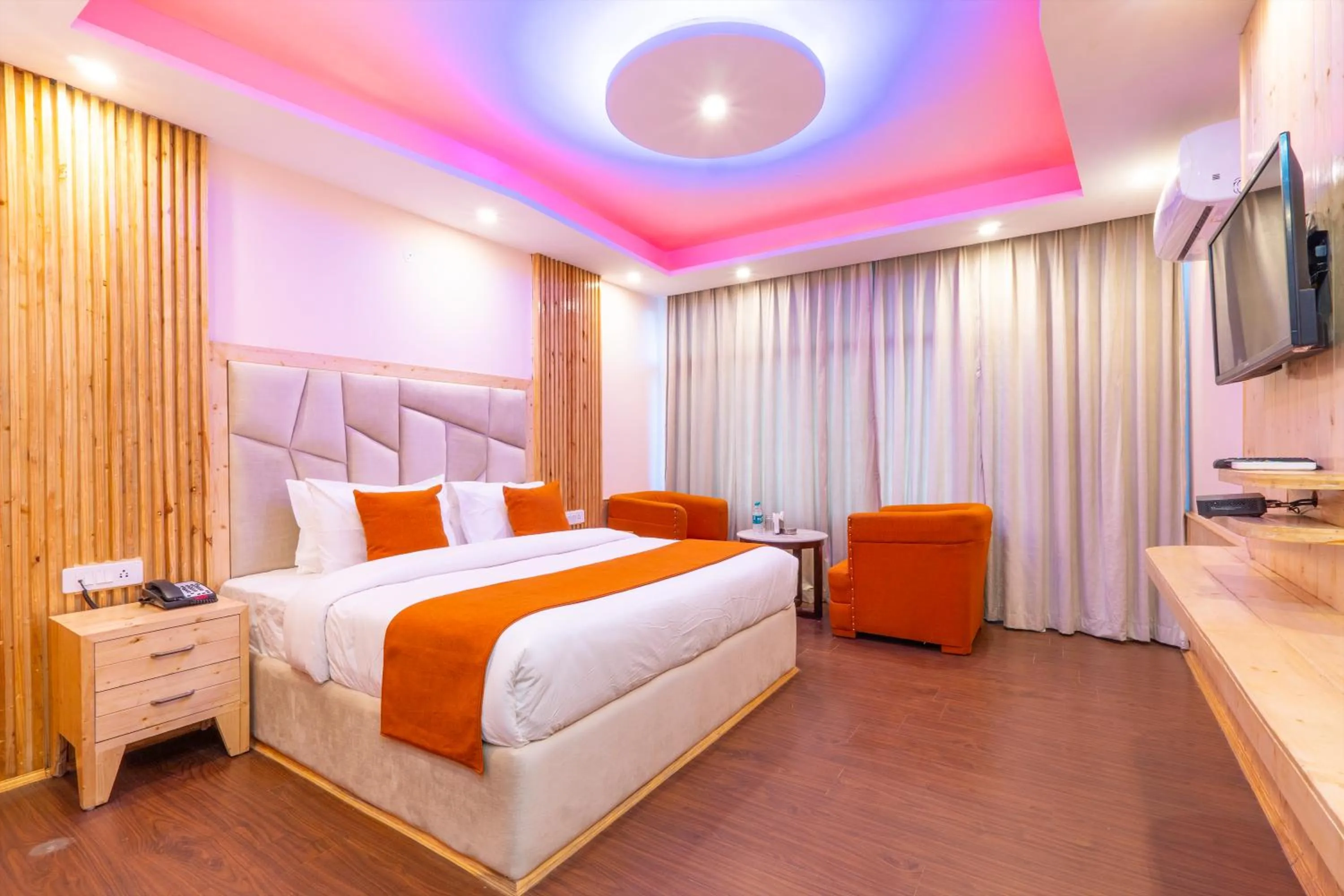 Bedroom, Bed in Hill River Resort By West Western -Property of the Year 2024-25 - Central Heated & Air Cooled, Near Mall Road