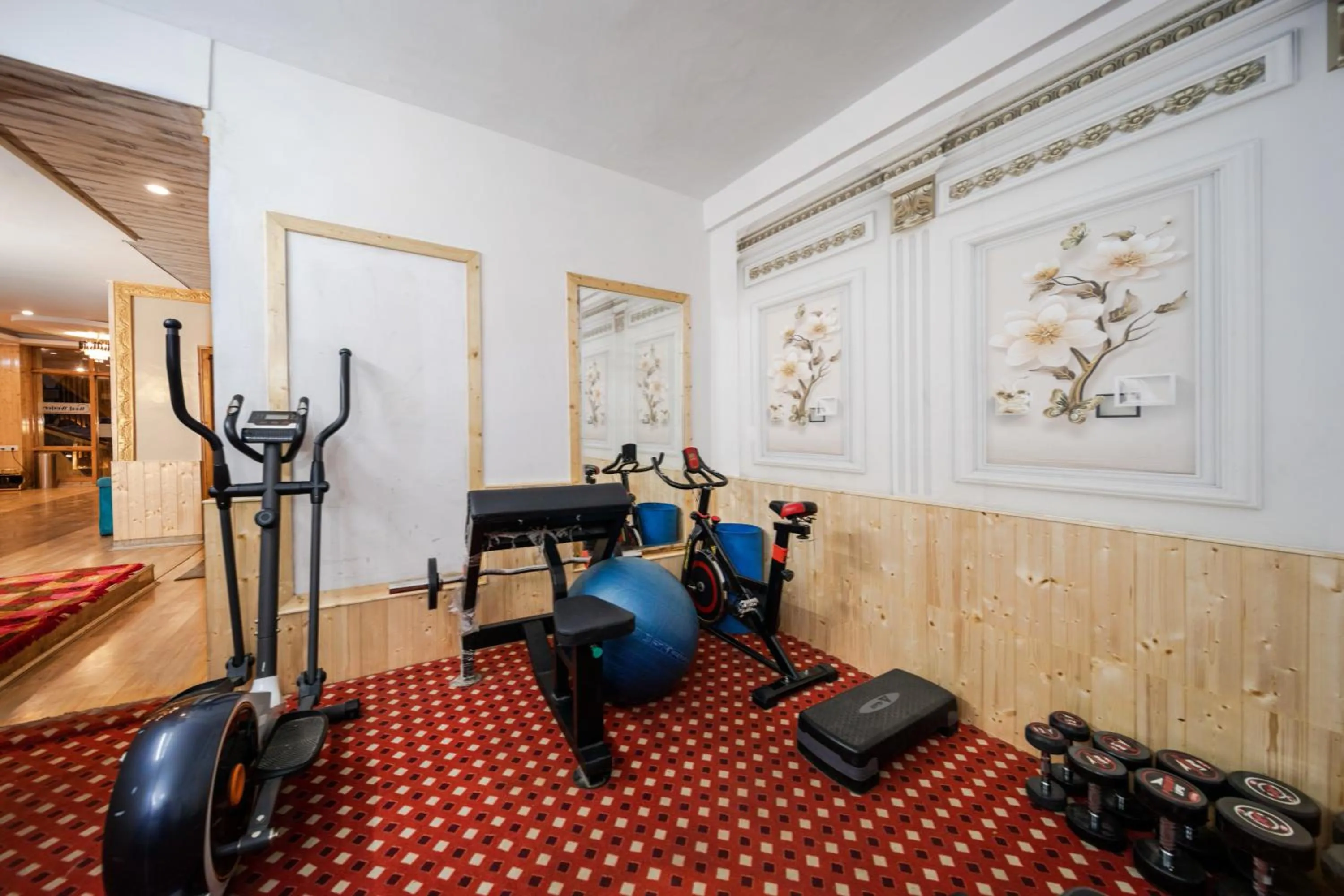 Fitness centre/facilities in Hill River Resort By West Western -Property of the Year 2024-25 - Central Heated & Air Cooled, Near Mall Road