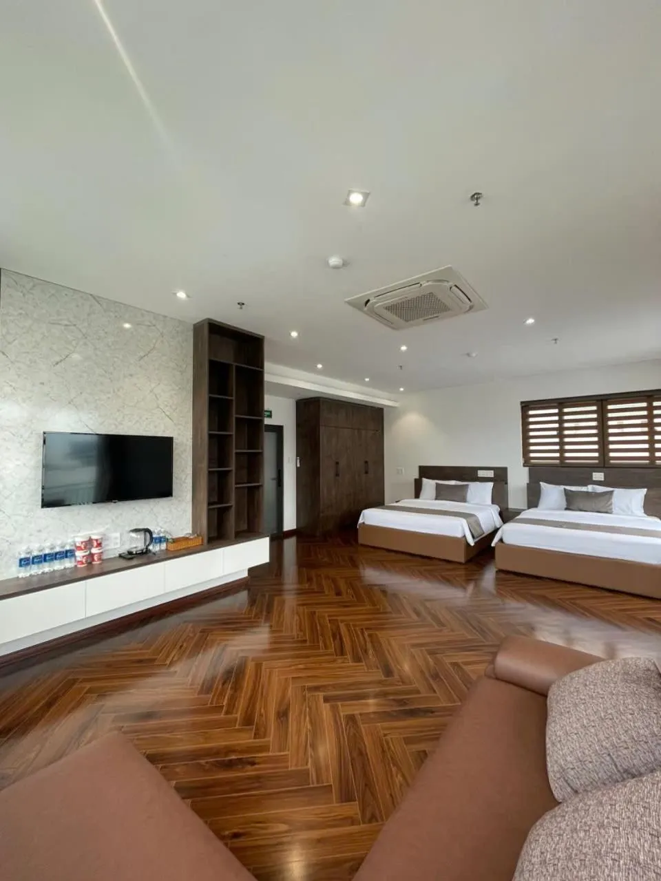 Communal lounge/ TV room, Bed in Hải Long Hotel 2