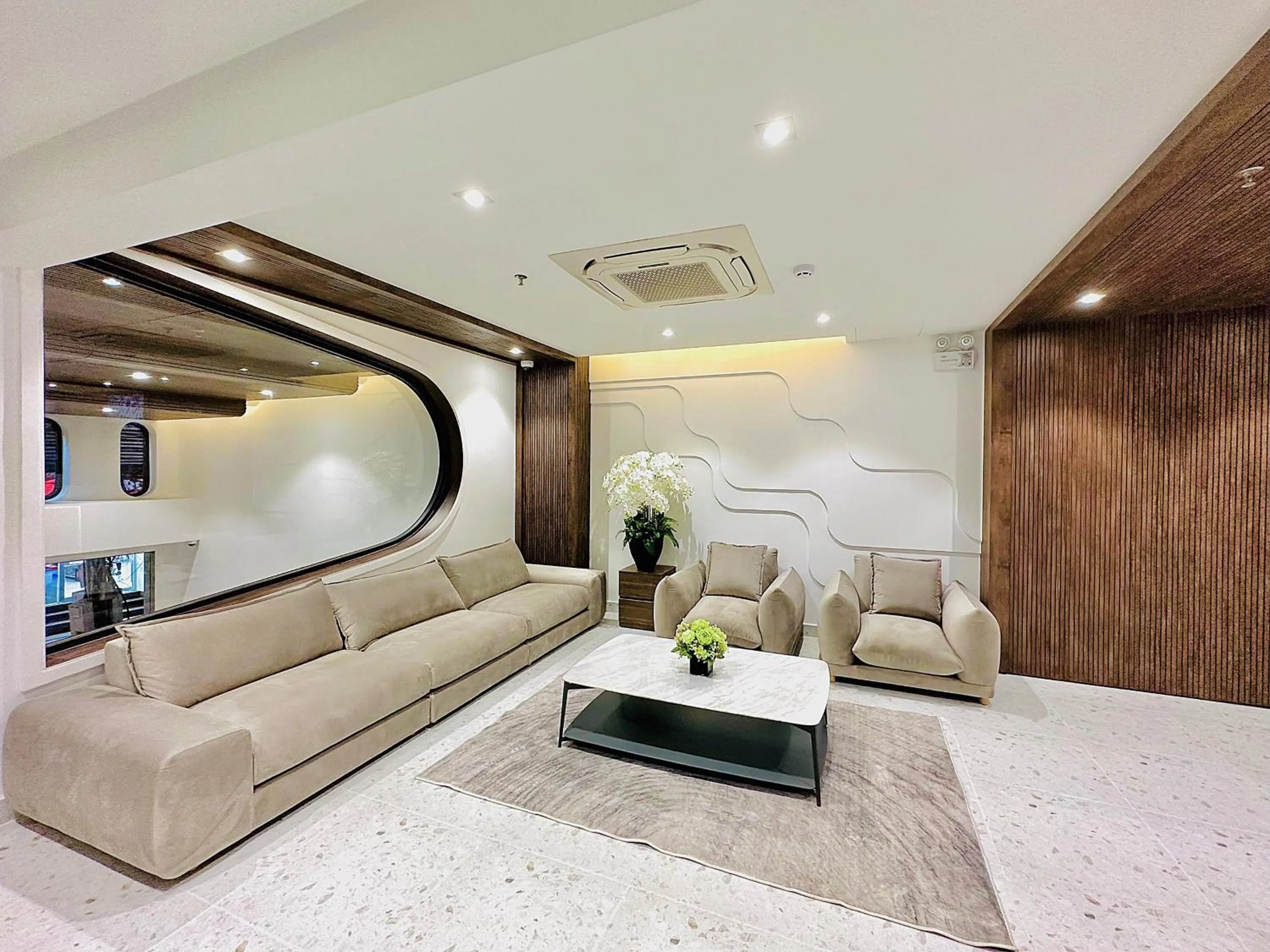 TV and multimedia in Hải Long Hotel 2