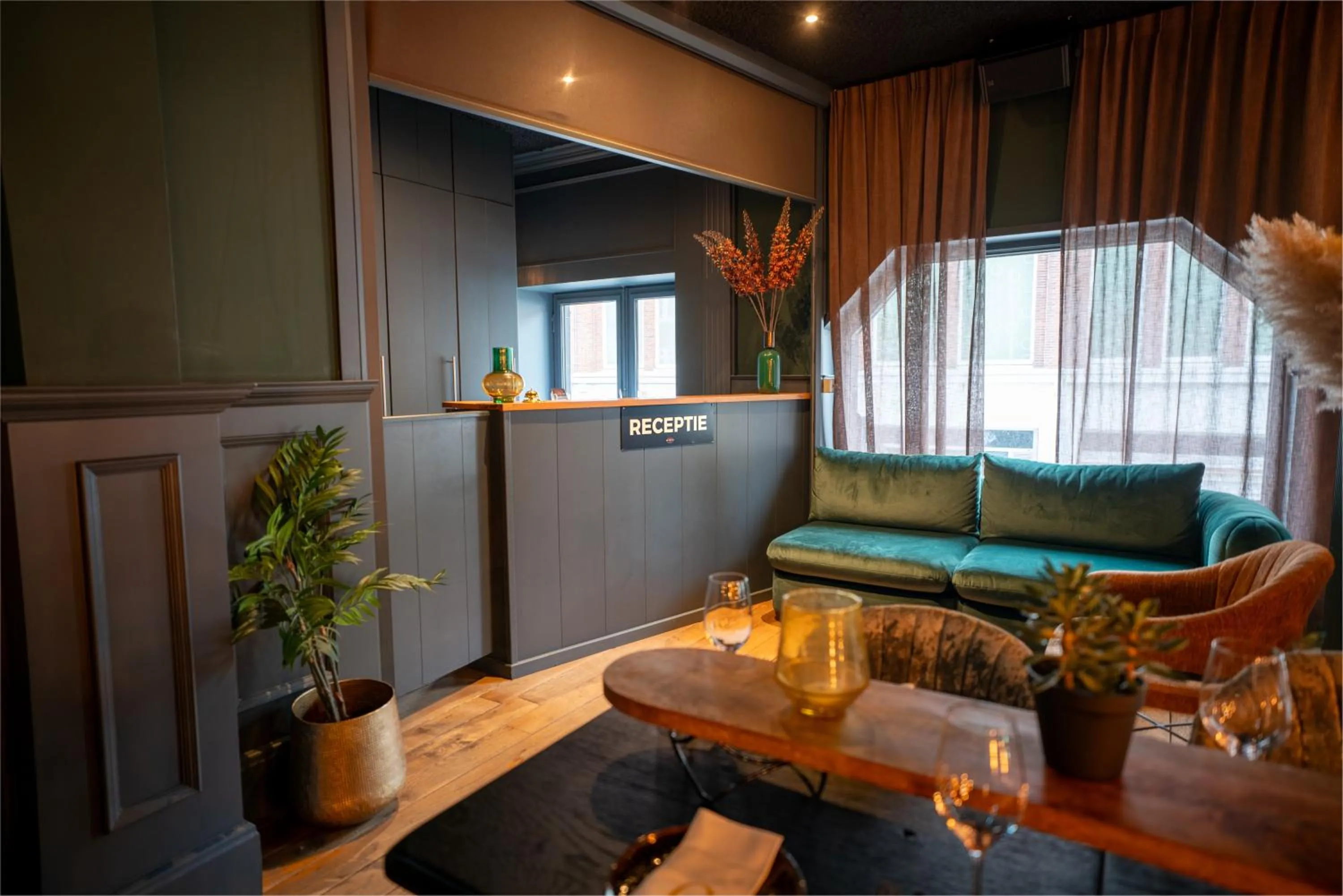 Lobby or reception in Stadshotel Heerlen