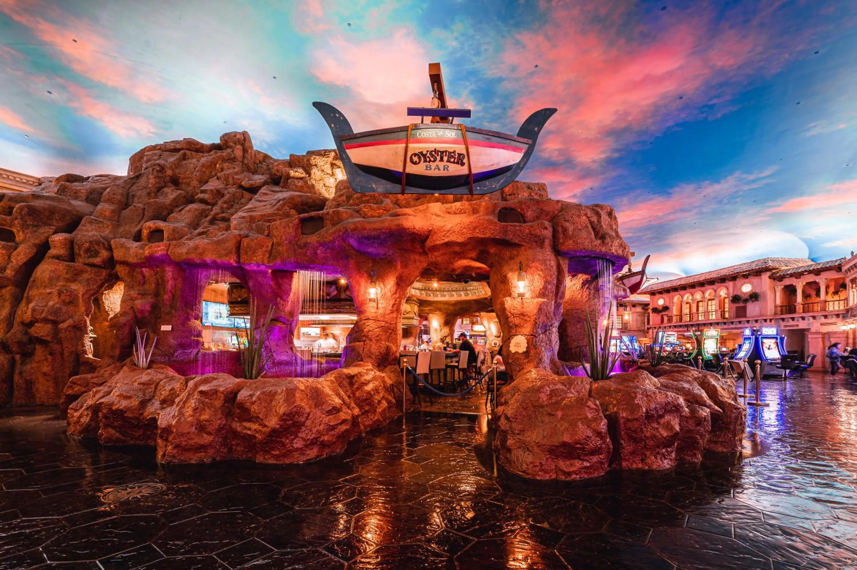 Restaurant/places to eat in Sunset Station Hotel & Casino