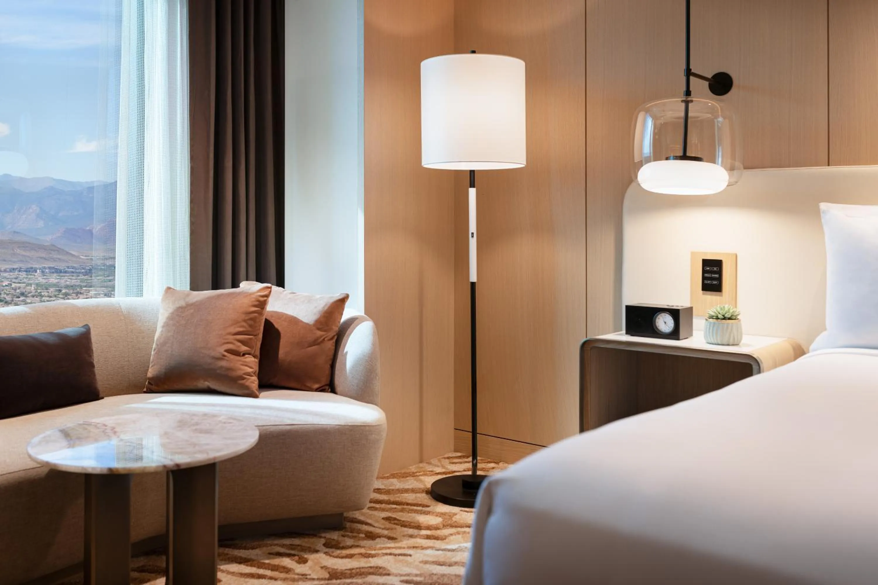 Seating area, Bed in Durango Casino & Resort