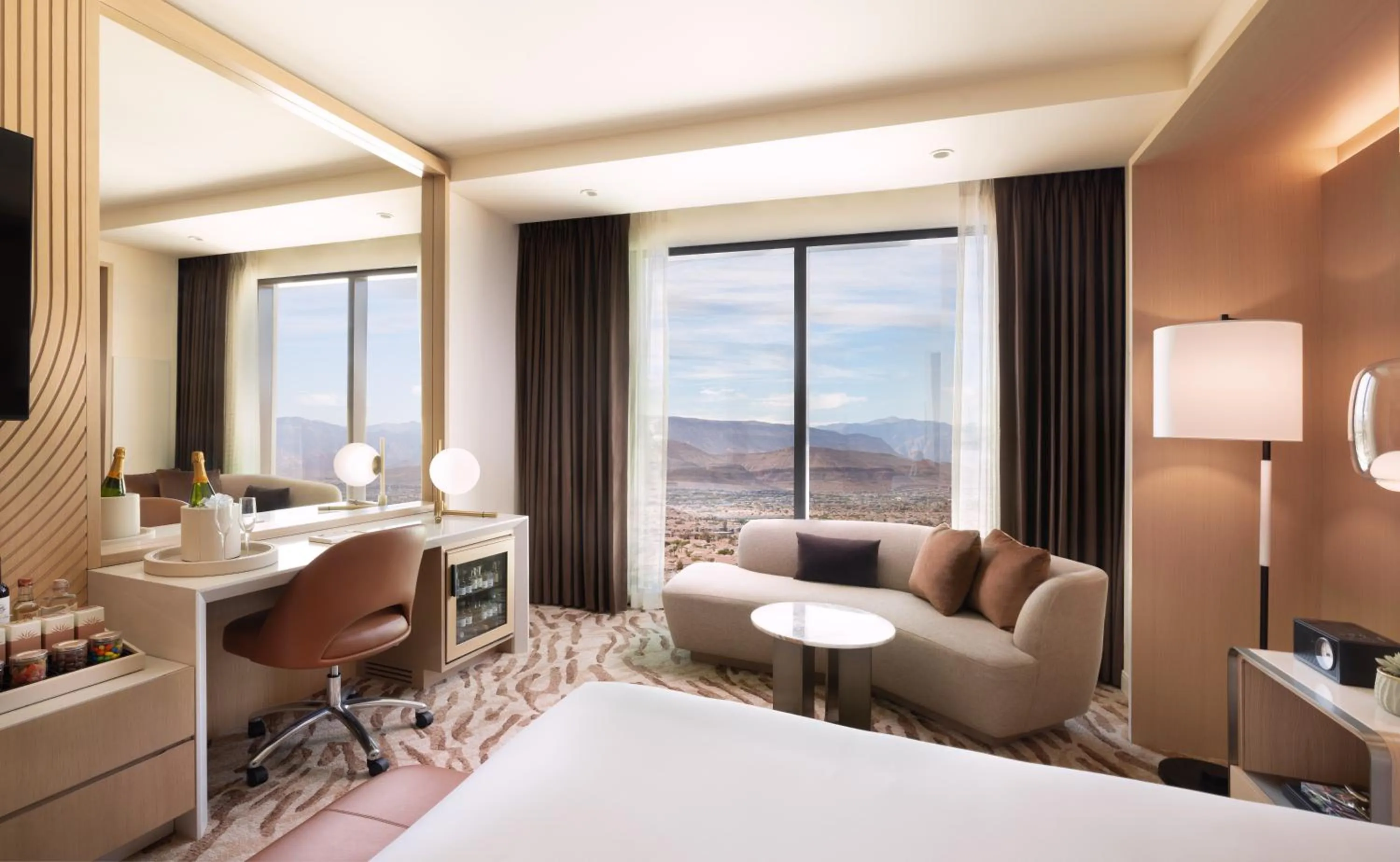 Seating area, Bed in Durango Casino & Resort