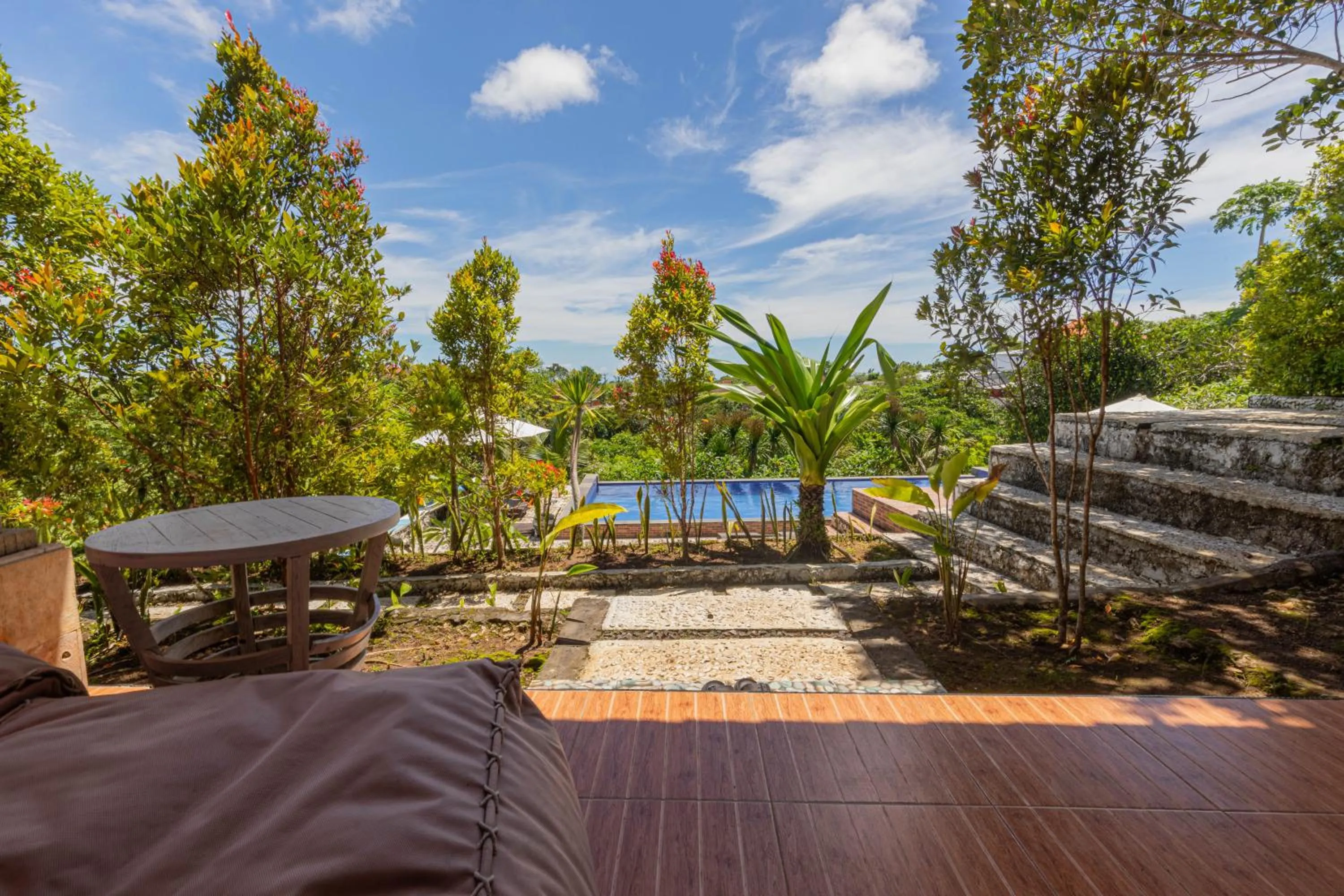 Spring in La Village Hill View