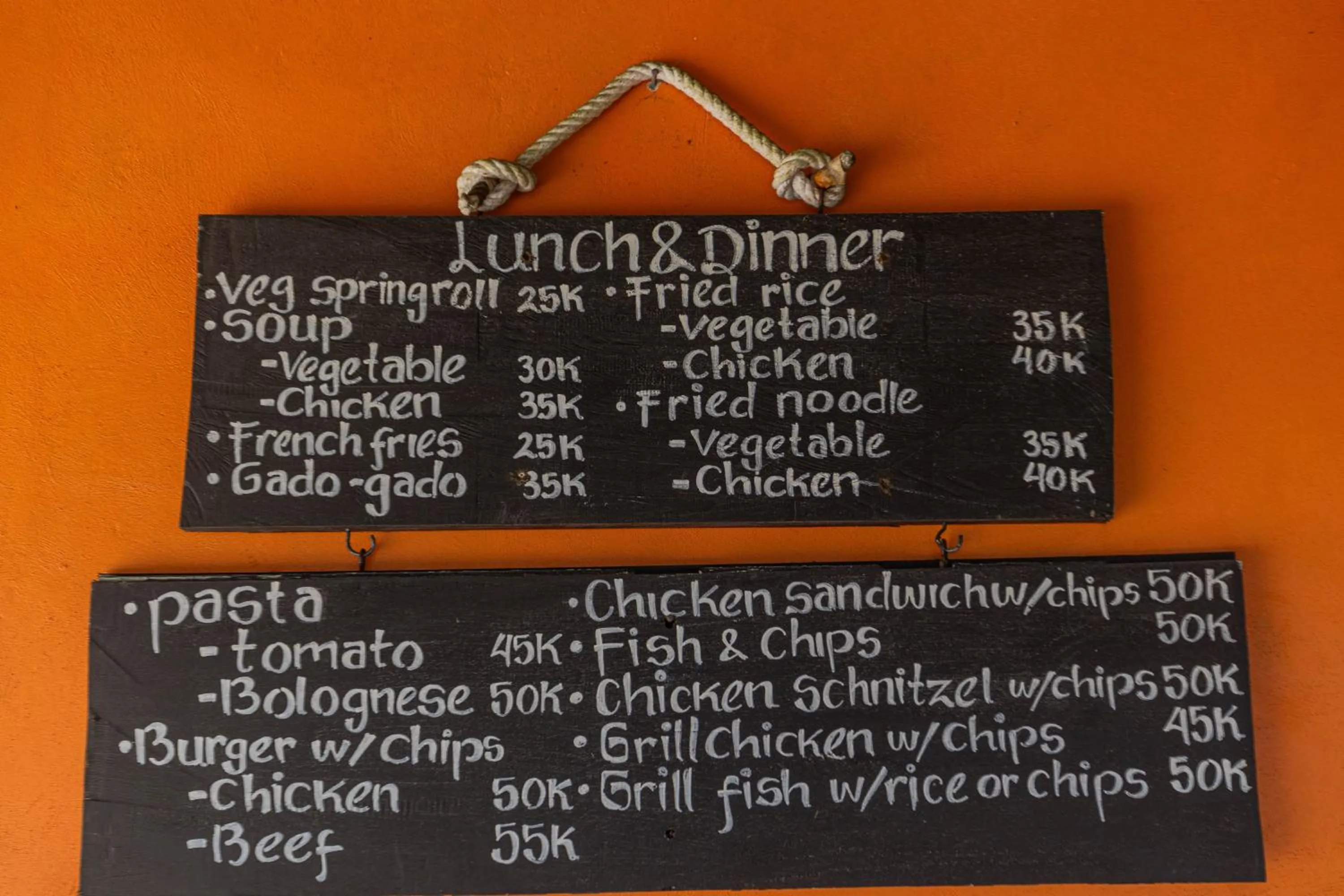 Text overlay in La Village Hill View