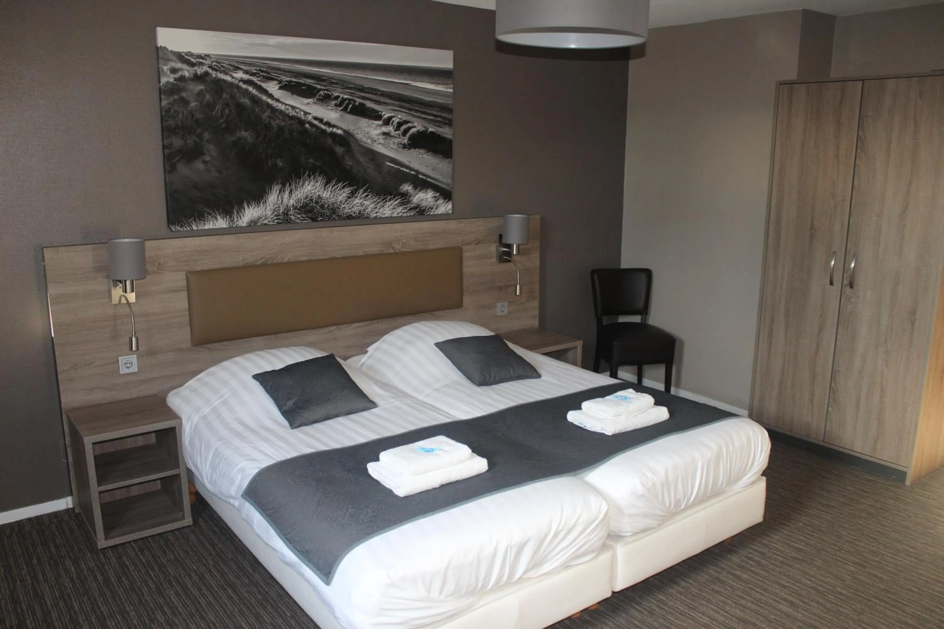 Bedroom, Bed in Hotel Restaurant 't Klokje