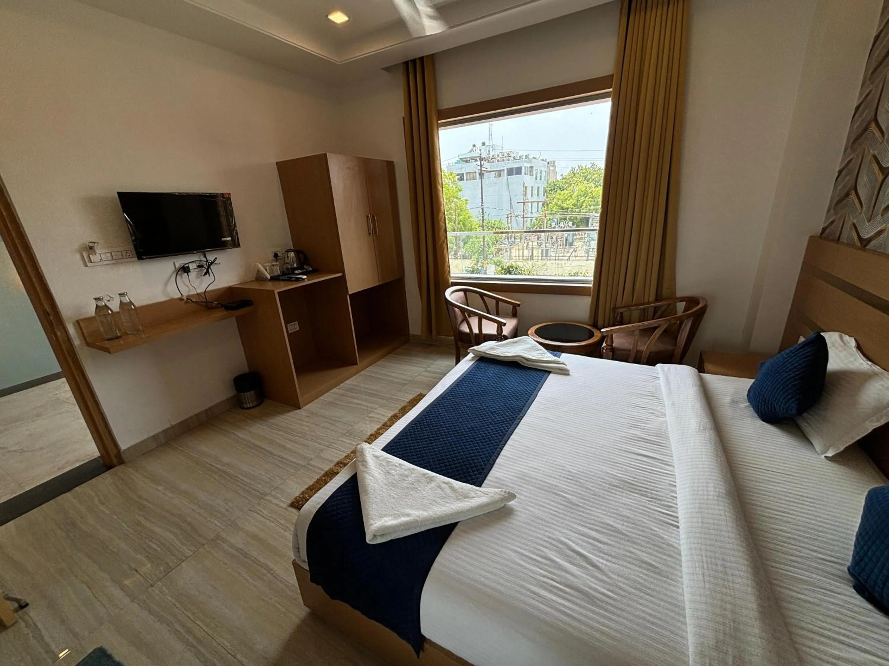 Bed in Hotel Royal Casa