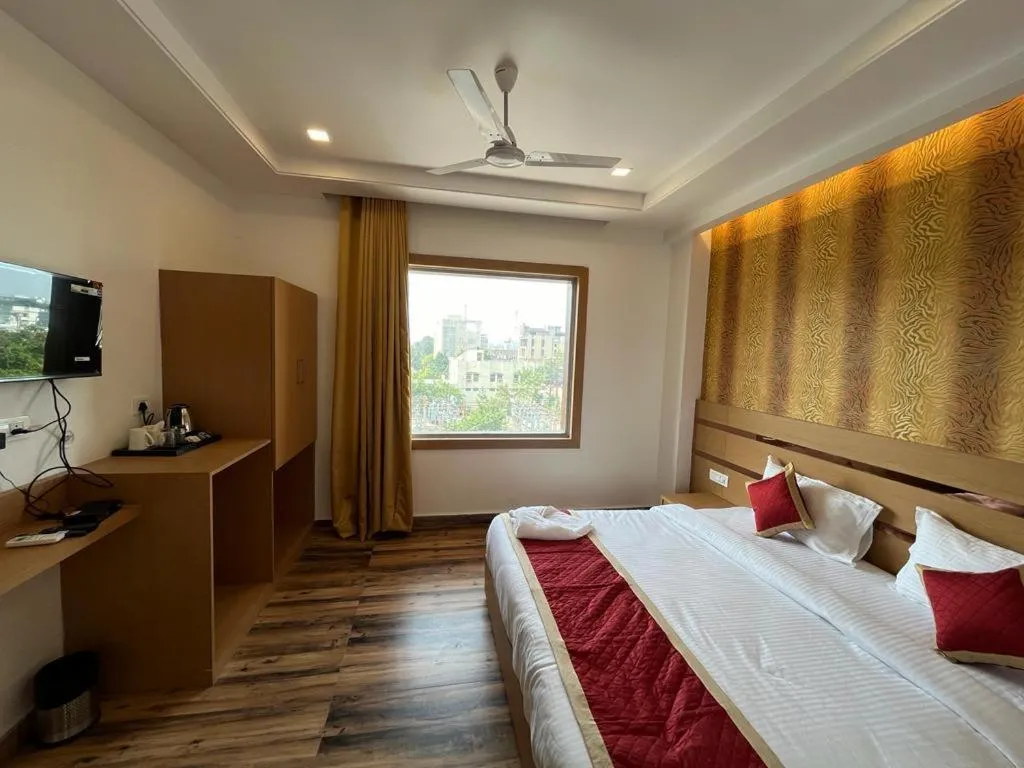 Bed in Hotel Royal Casa