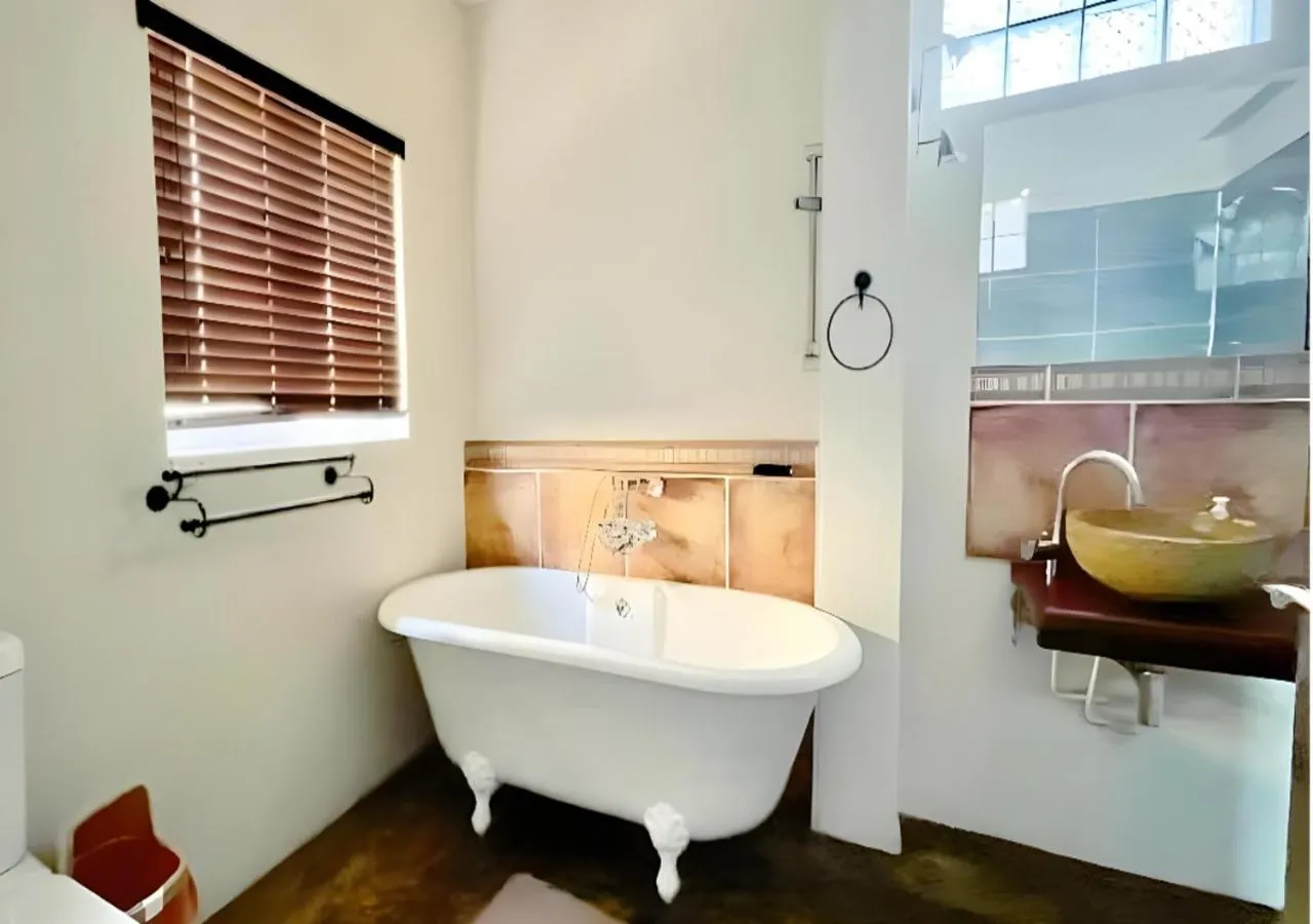 Bathroom in Kzn Park View Guest House