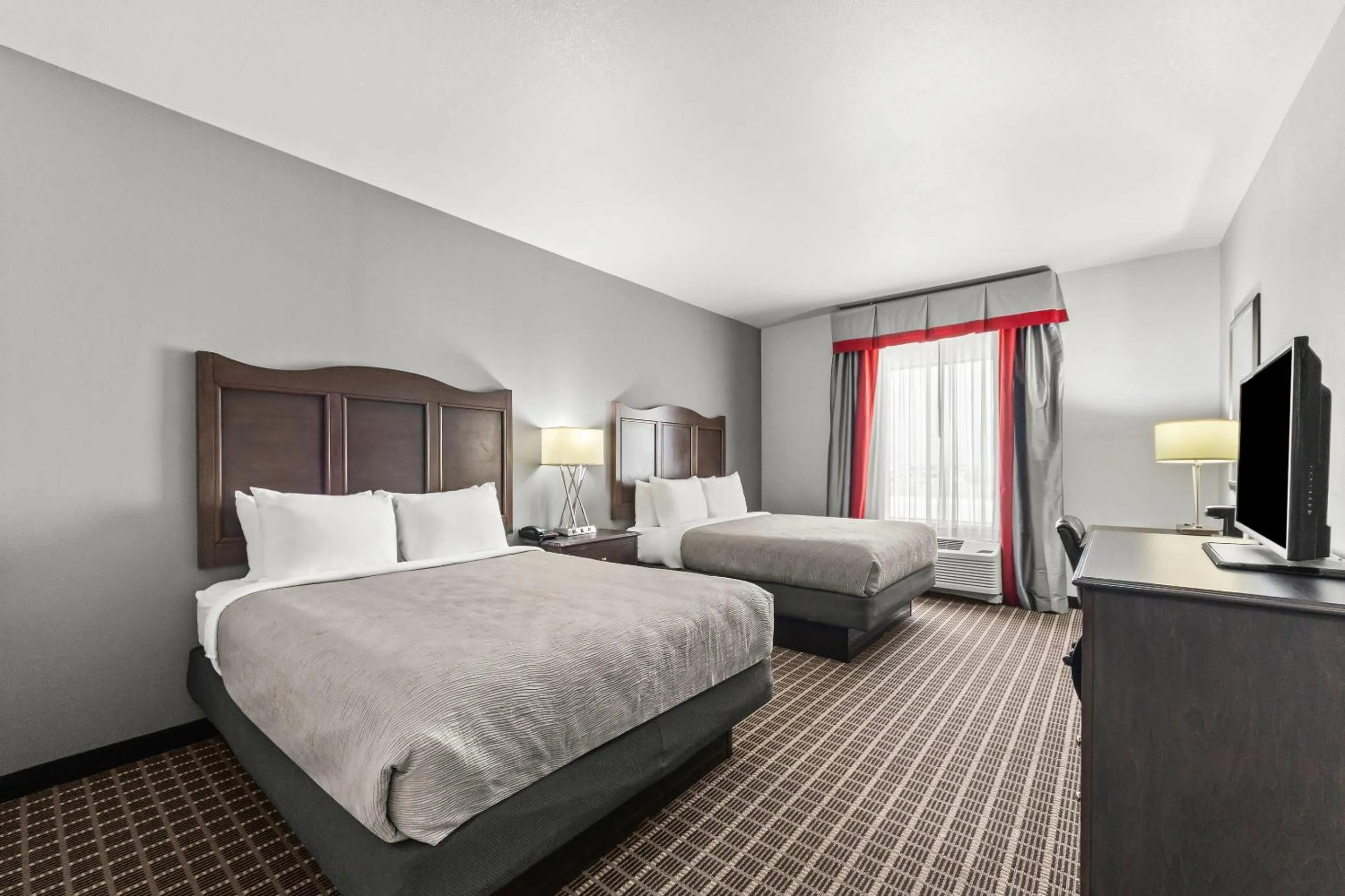 Bedroom, Bed in Quality Inn & Suites Pearsall