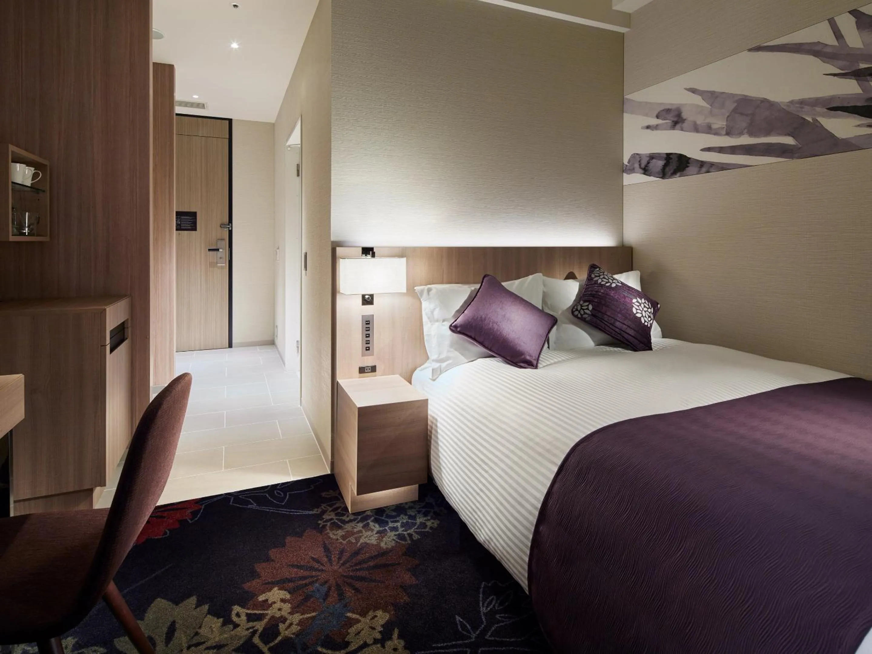 Photo of the whole room, Bed in Millennium Mitsui Garden Hotel Tokyo - Ginza