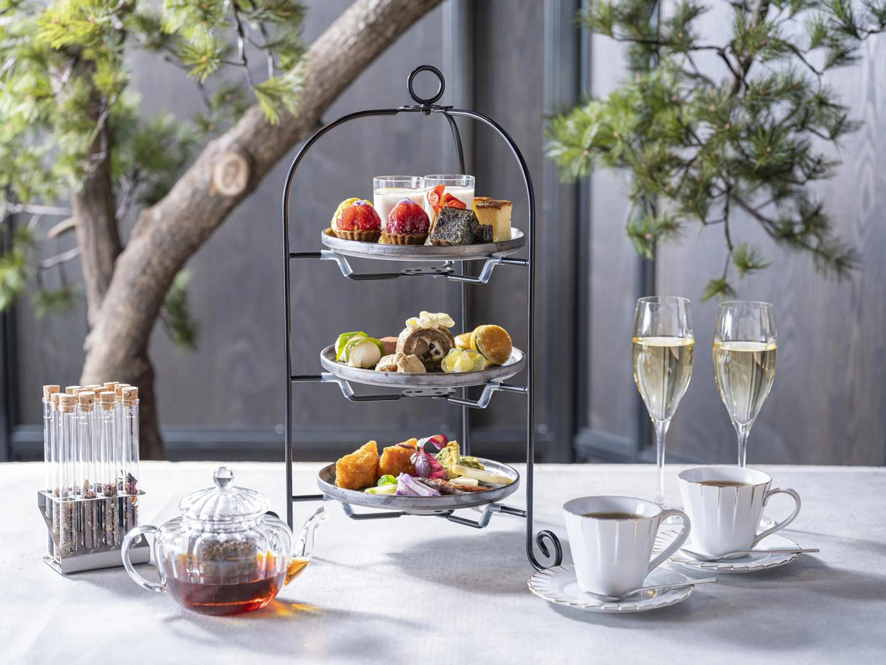 Food and drinks in Millennium Mitsui Garden Hotel Tokyo - Ginza