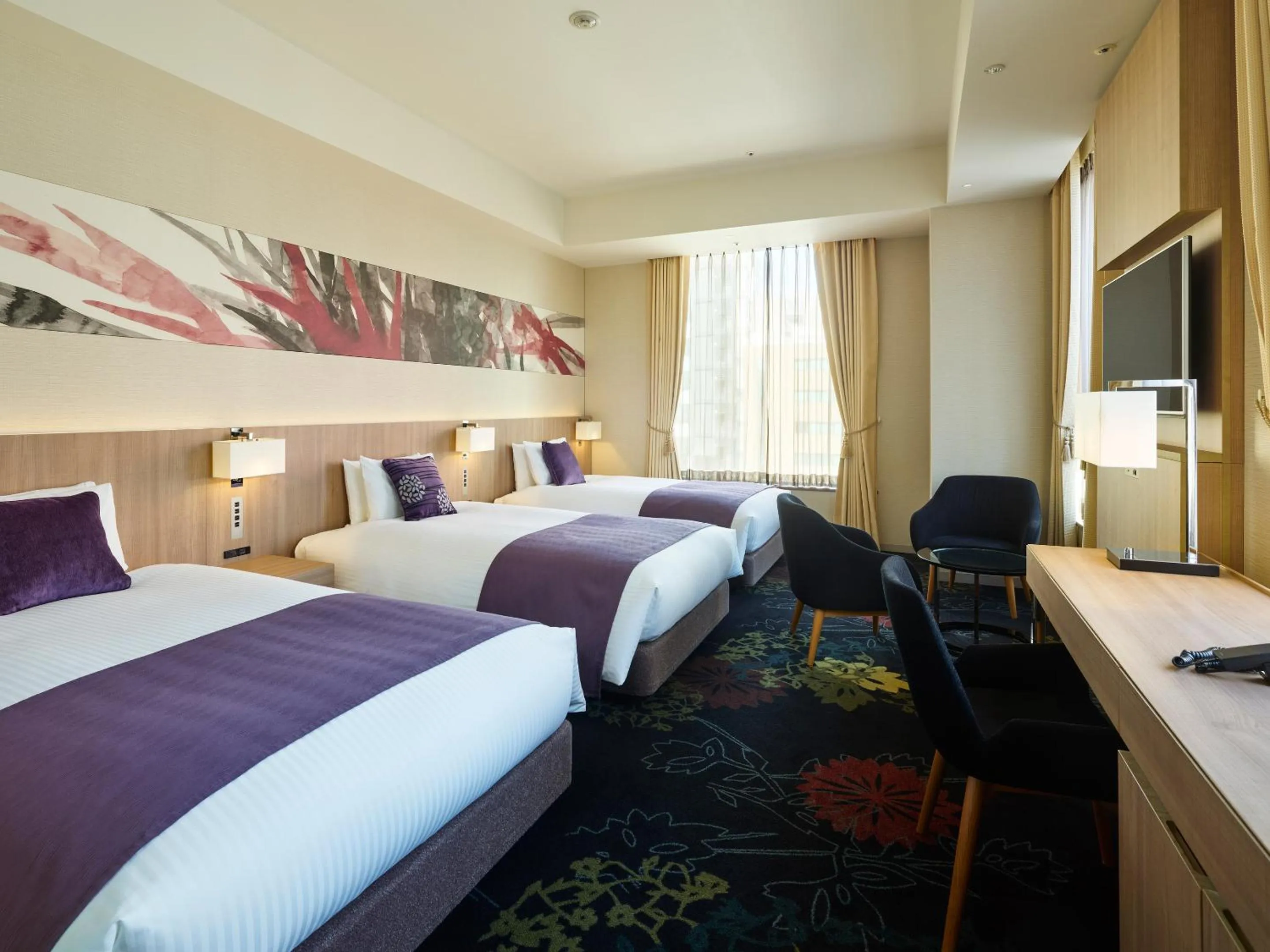 Photo of the whole room, Bed in Millennium Mitsui Garden Hotel Tokyo - Ginza