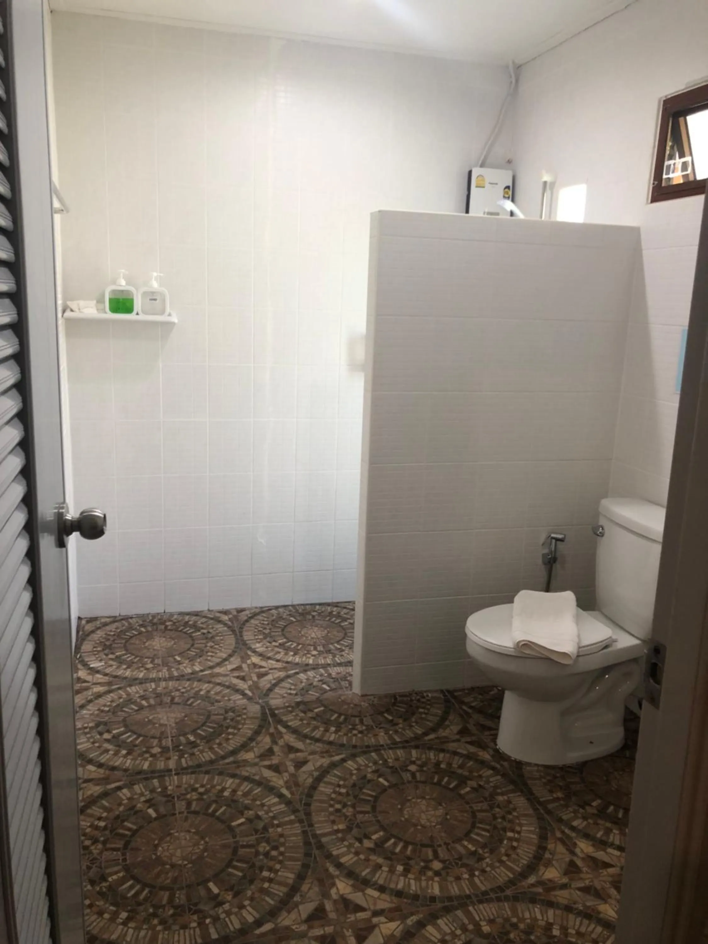 Bathroom in Lanta Wanida Resort