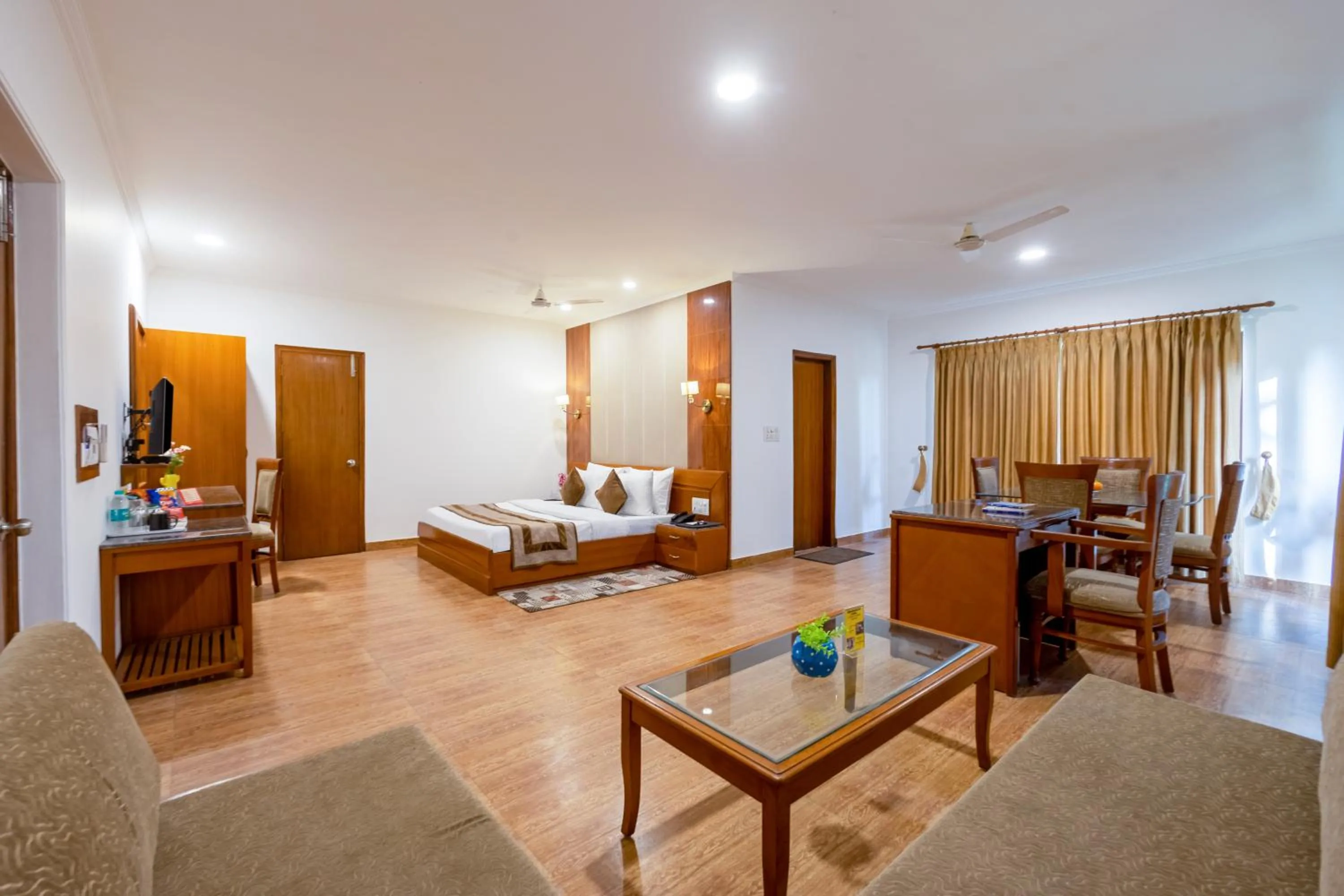 Photo of the whole room in Aapno Ghar Resort & Amusement Park