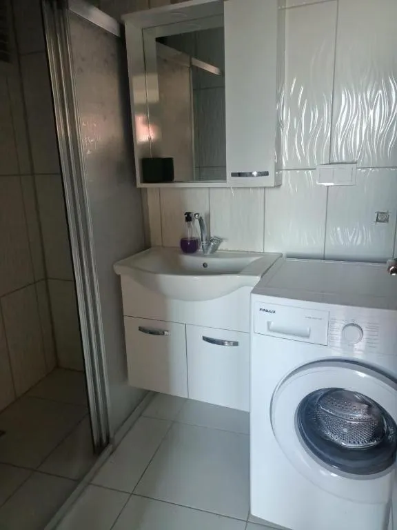 Old Town Grand Apart Hotel