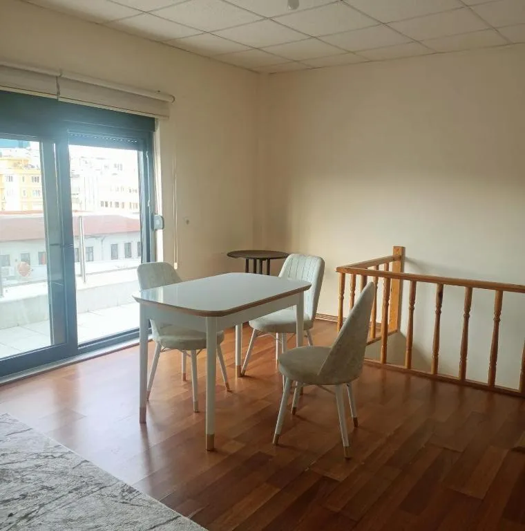 Old Town Grand Apart Hotel