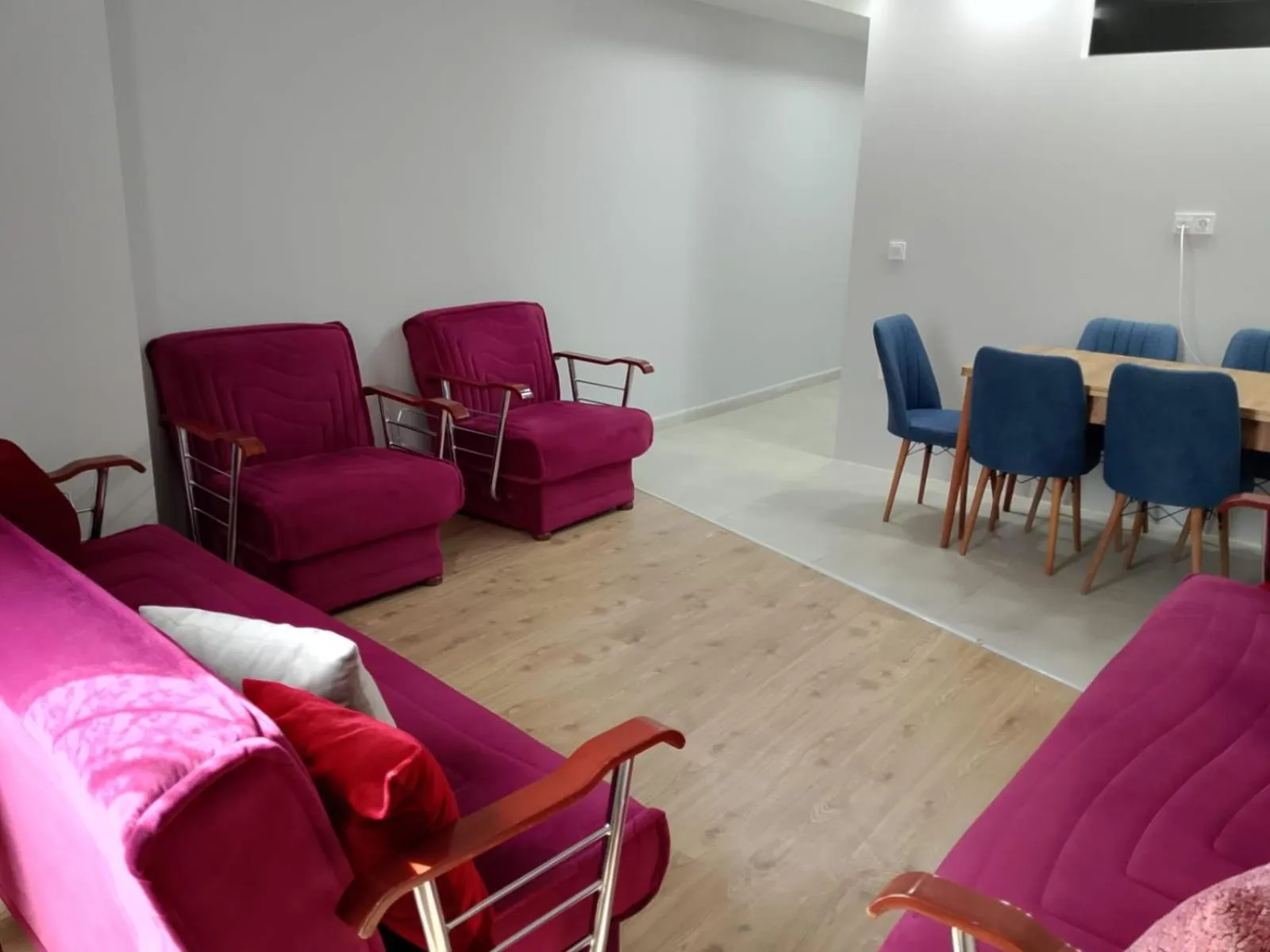 Old Town Grand Apart Hotel