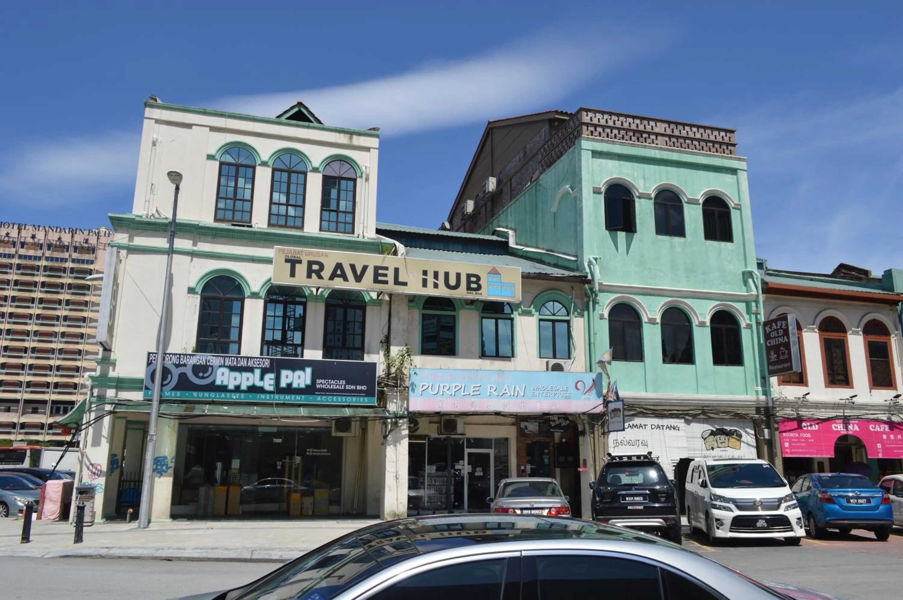 Property building in Travel Hub Highstreet
