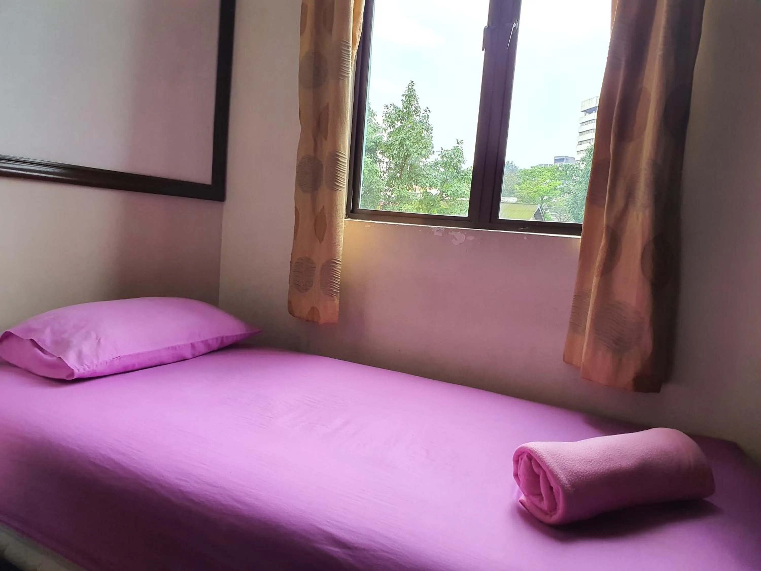 Bed in Travel Hub Highstreet