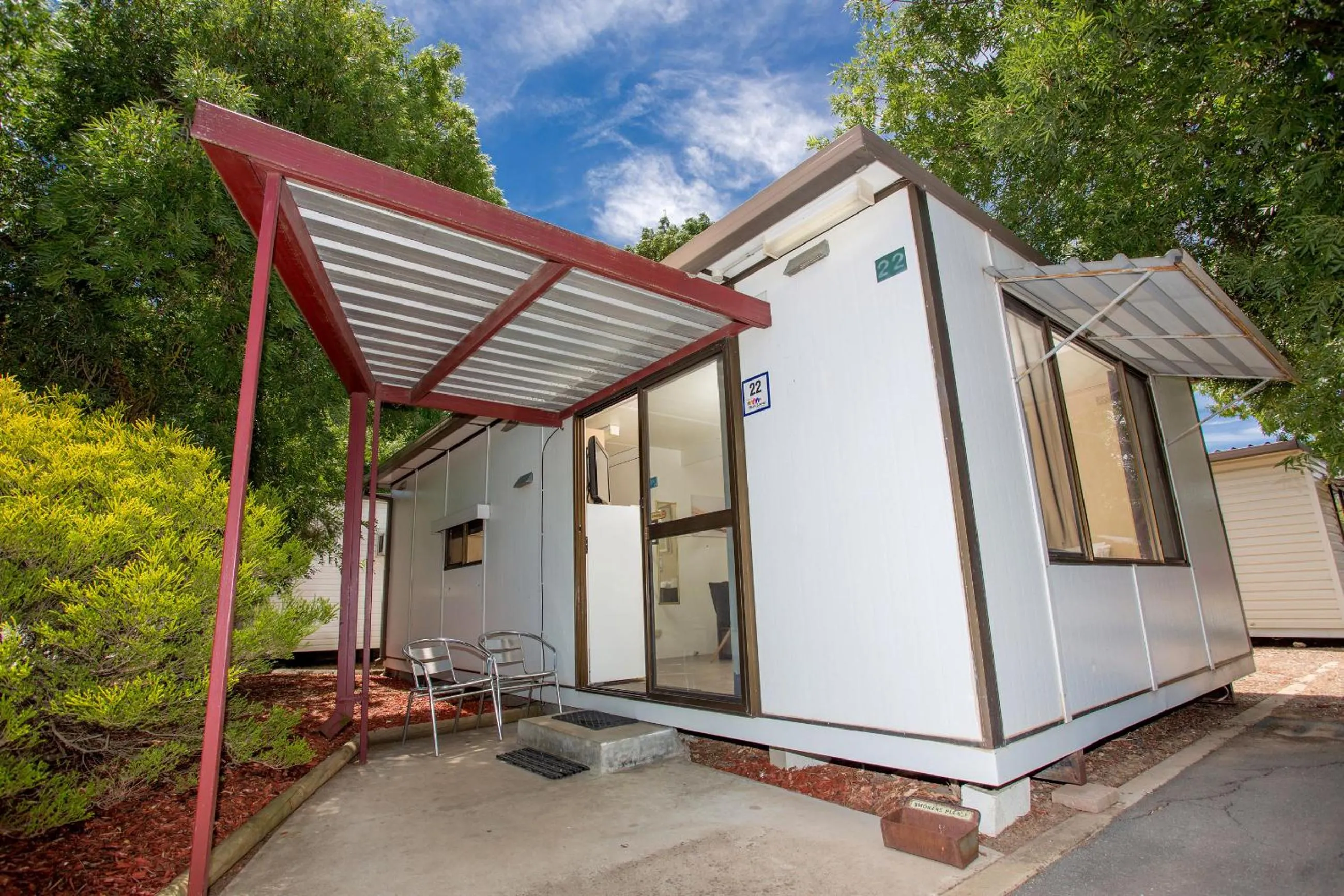 Property building in BIG4 Shepparton Park Lane Holiday Park