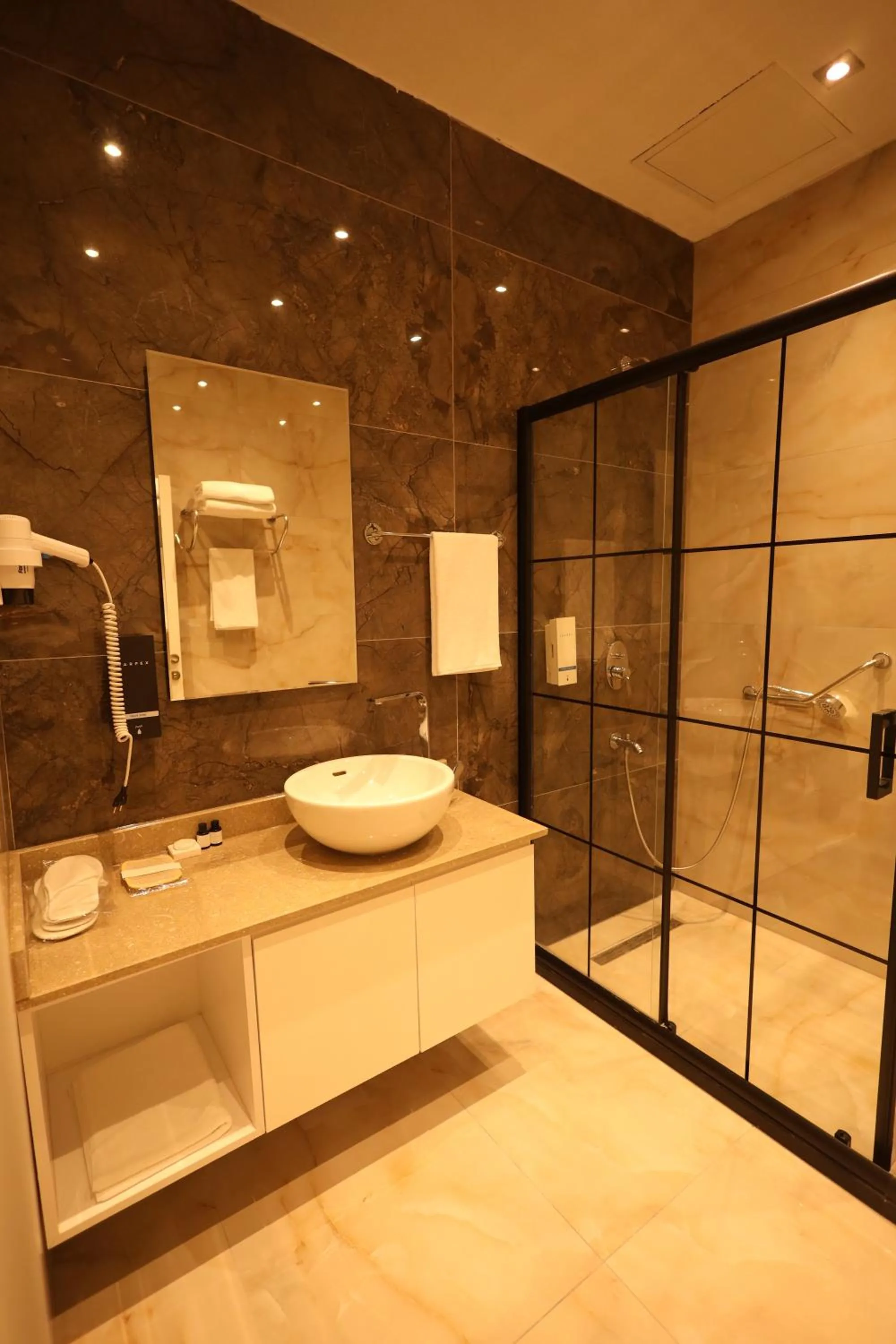 Shower in Green Roof Boutique Hotel & SPA Istanbul Airport