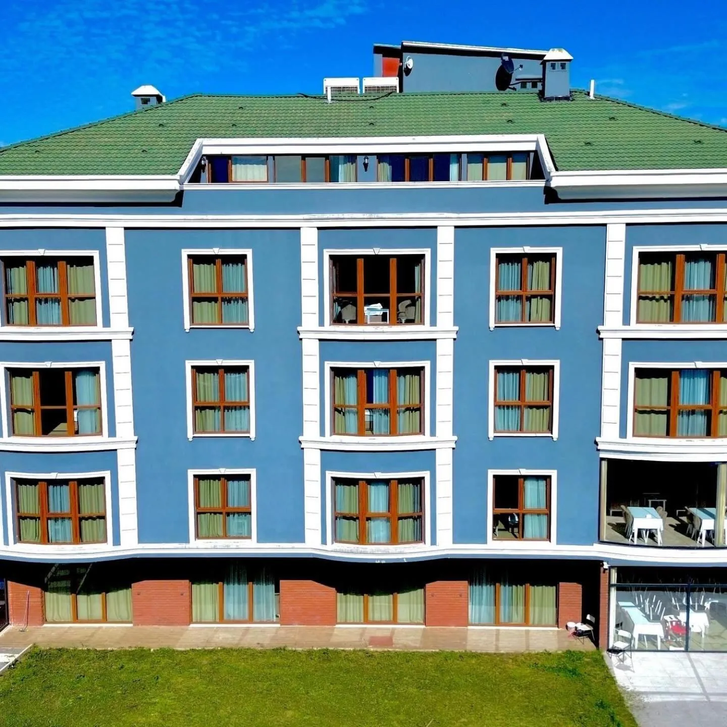Property building in Green Roof Boutique Hotel & SPA Istanbul Airport