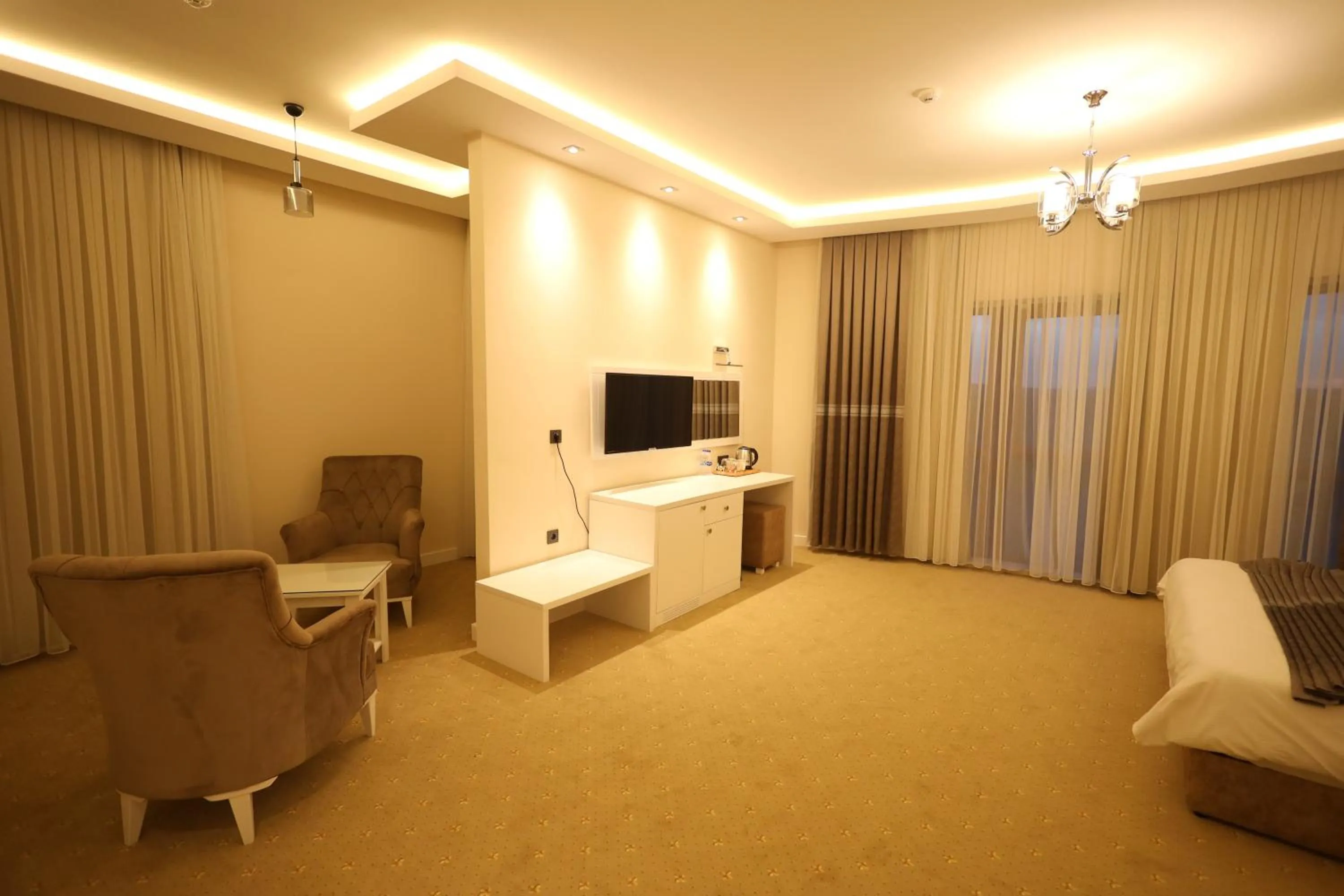 Communal lounge/ TV room in Green Roof Boutique Hotel & SPA Istanbul Airport