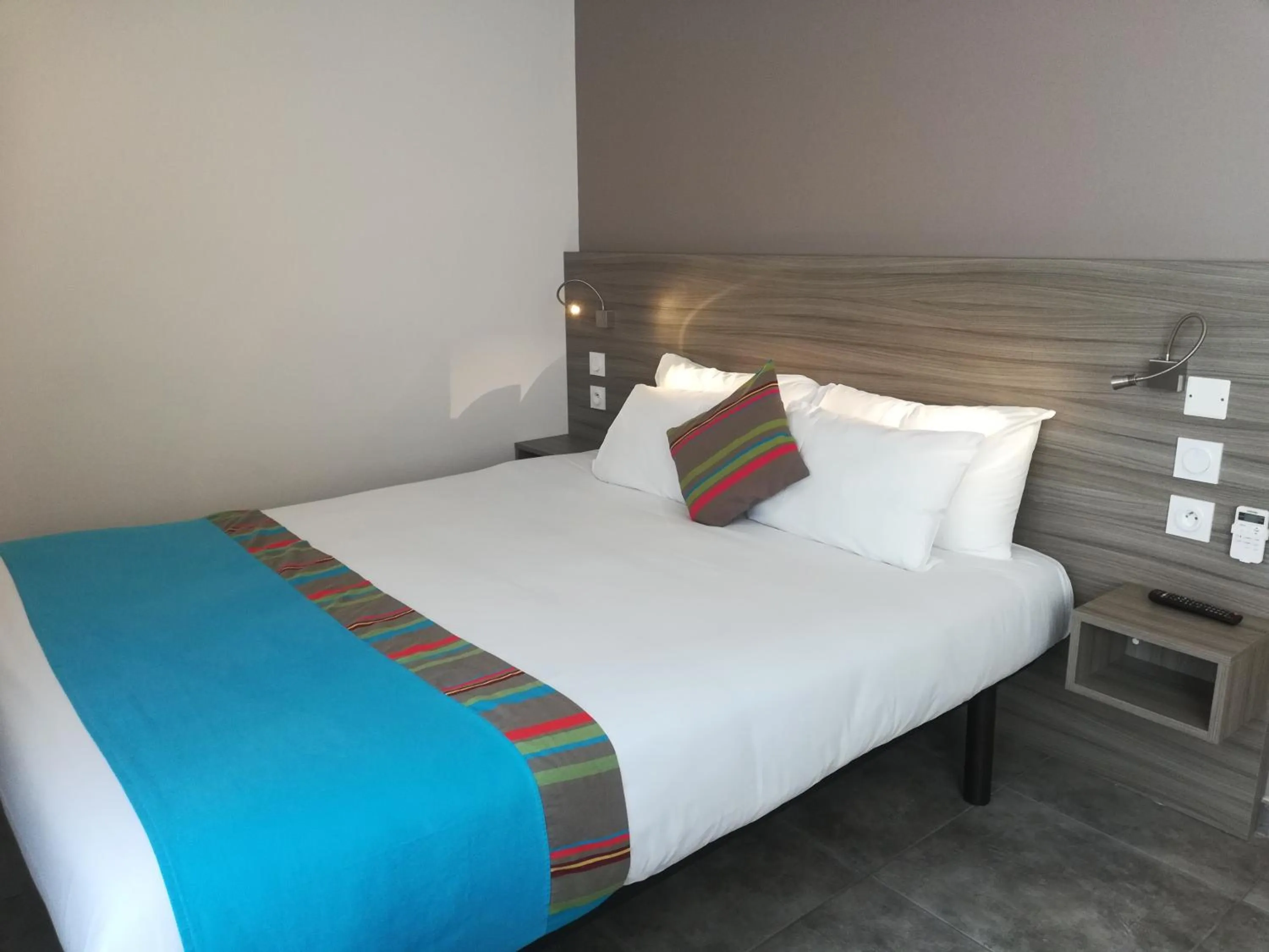 Bed in Hotel Le Majestic Canet plage